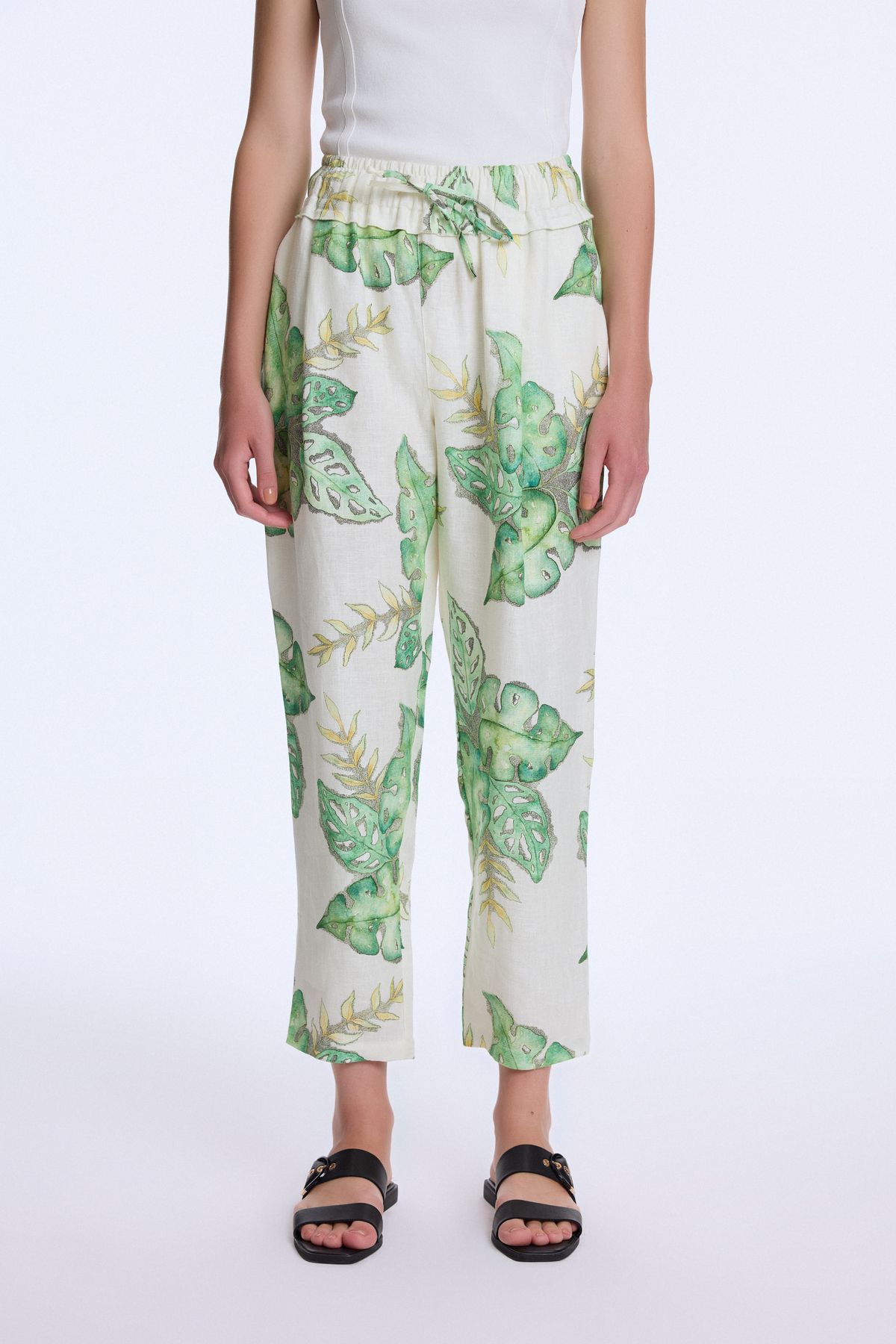 adL-Explorer Patterned Linen Trousers with Elastic Waist 3