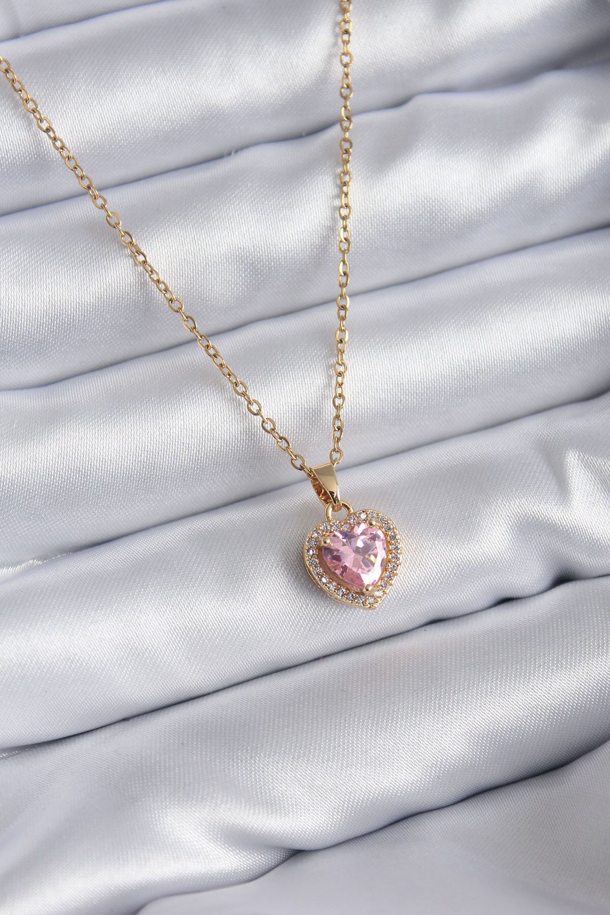 MMB Boutique 316L Çelik Zincir Gold Renk Pembe Zirkon Taş Kalp Model Charm Kadın Kolye