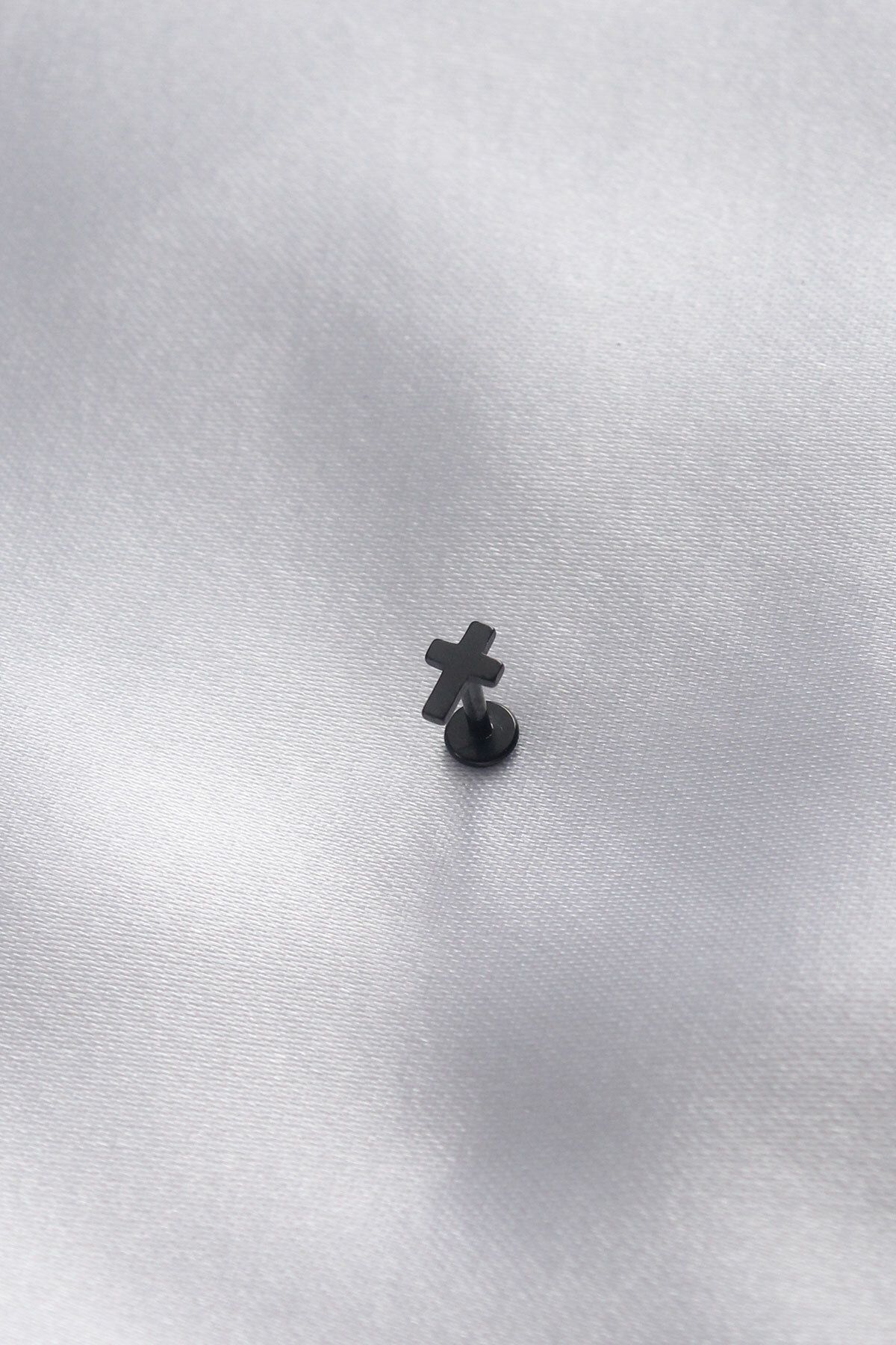 MAYAS 316L Cerrahi Çelik Siyah Renk Tragus Piercing