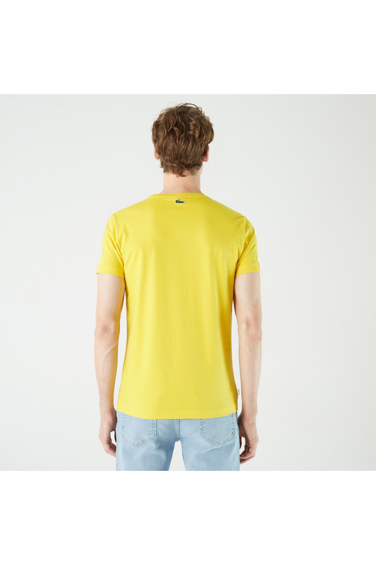 تی شرت زرد مردانه یقه دوچرخه باریک طرح دار Lacoste