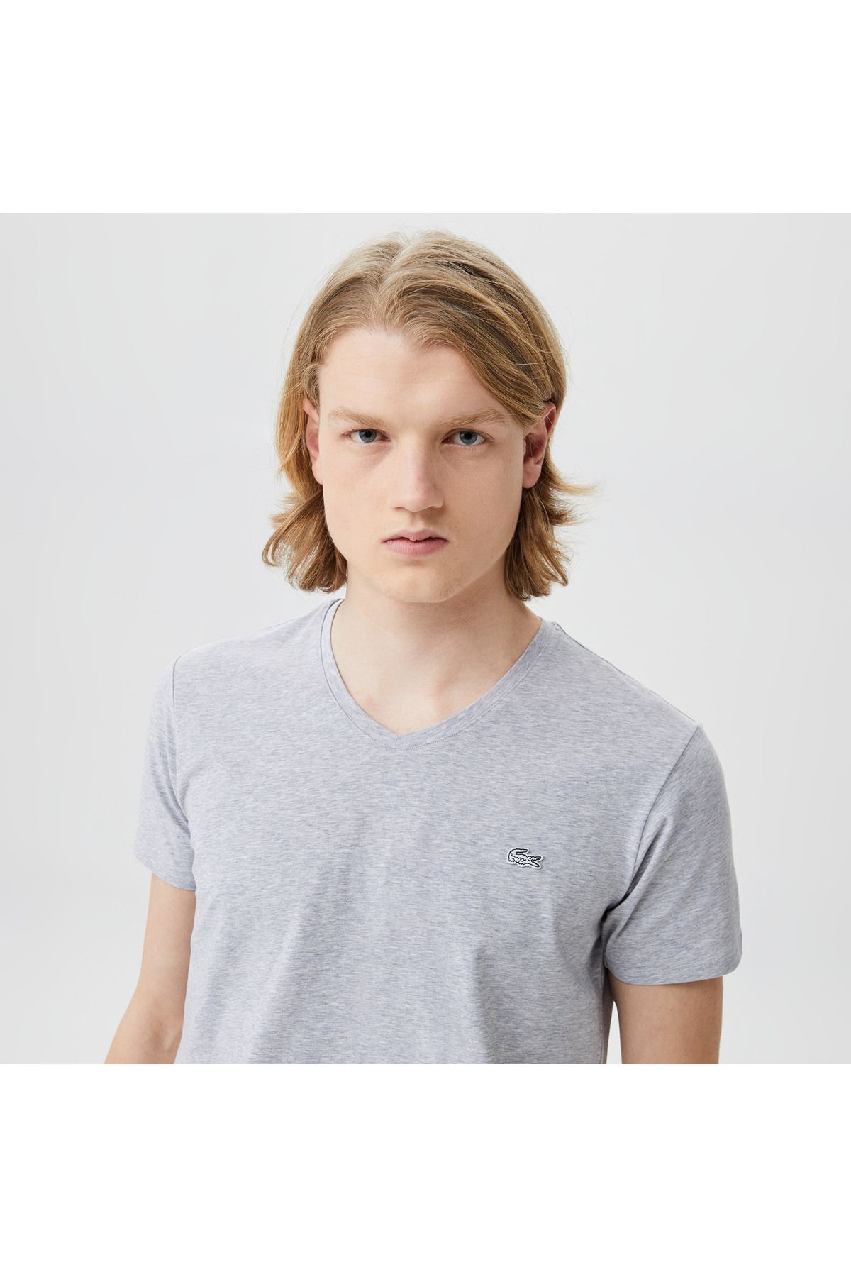تی شرت خاکستری مردانه Slim Fit v Yaka Lacoste