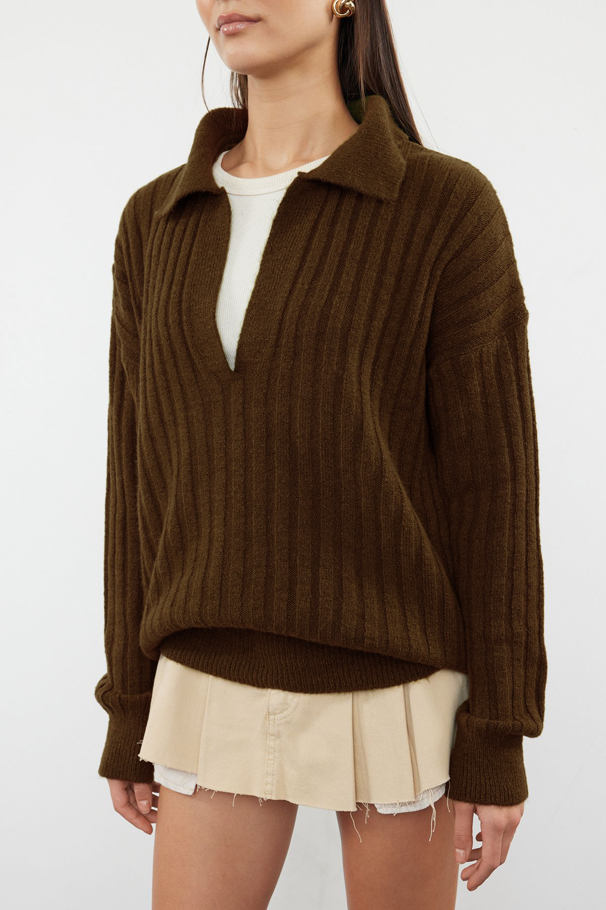 Trendyolmilla  Kahverengi Yumuşak Dokulu Polo Yaka Triko Kazak TWOAW24KZ00678