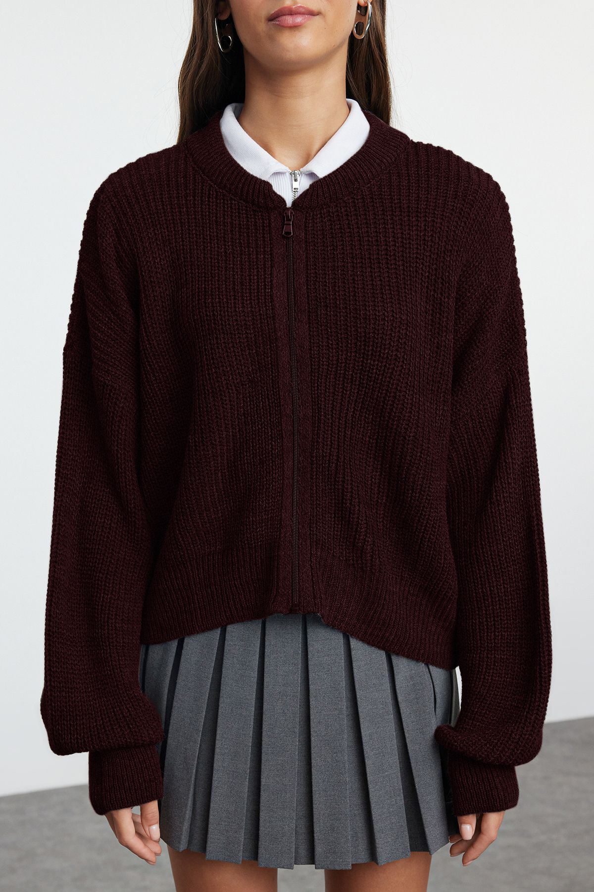 Trendyolmilla  Kahverengi Geniş Kalıp Bomber Yaka Fermuarlı Triko Hırka TWOAW24HI00153 - Görsel 3