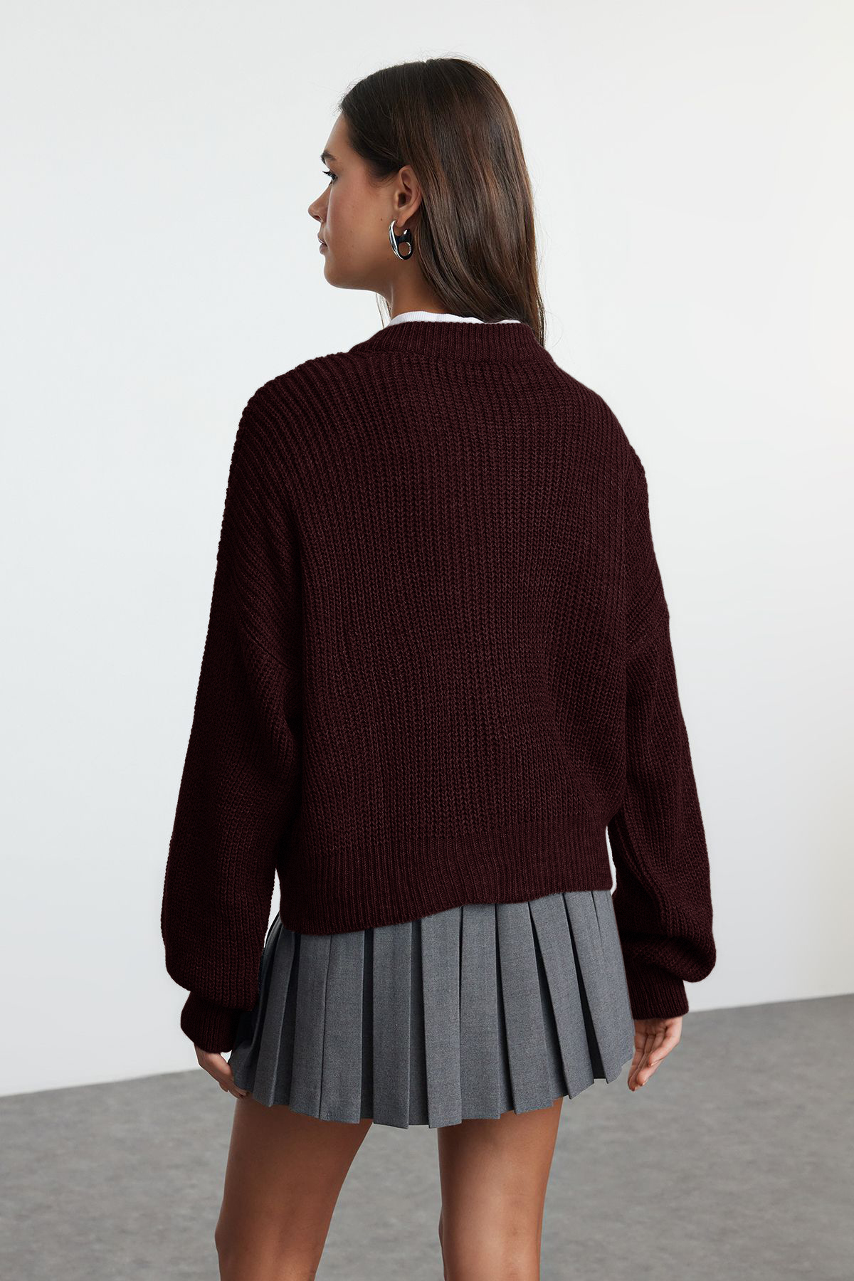 Trendyolmilla  Kahverengi Geniş Kalıp Bomber Yaka Fermuarlı Triko Hırka TWOAW24HI00153 - Görsel 5