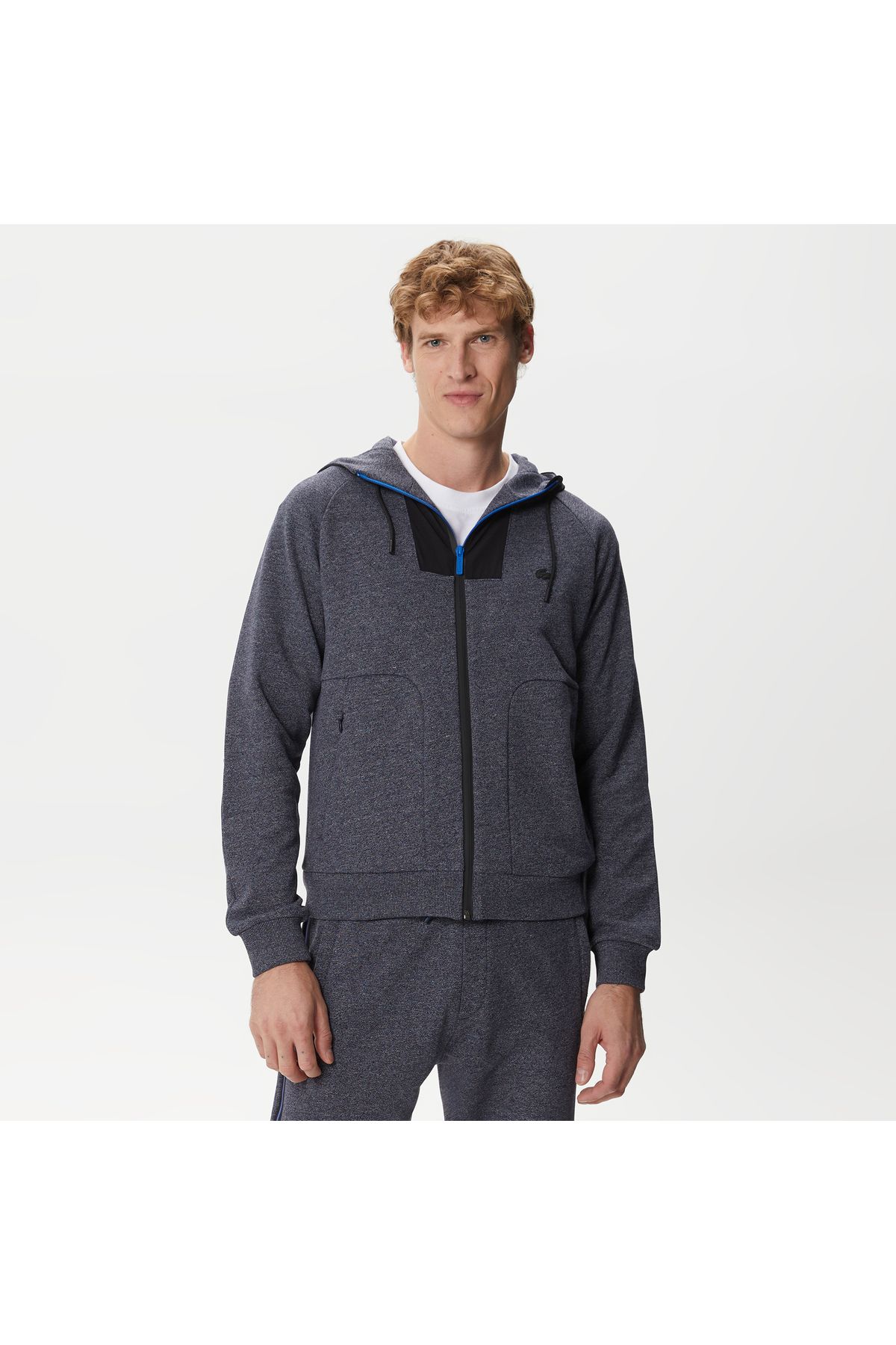 سویشرت آبی مردانه بلوک رنگی باریک و Lacoste