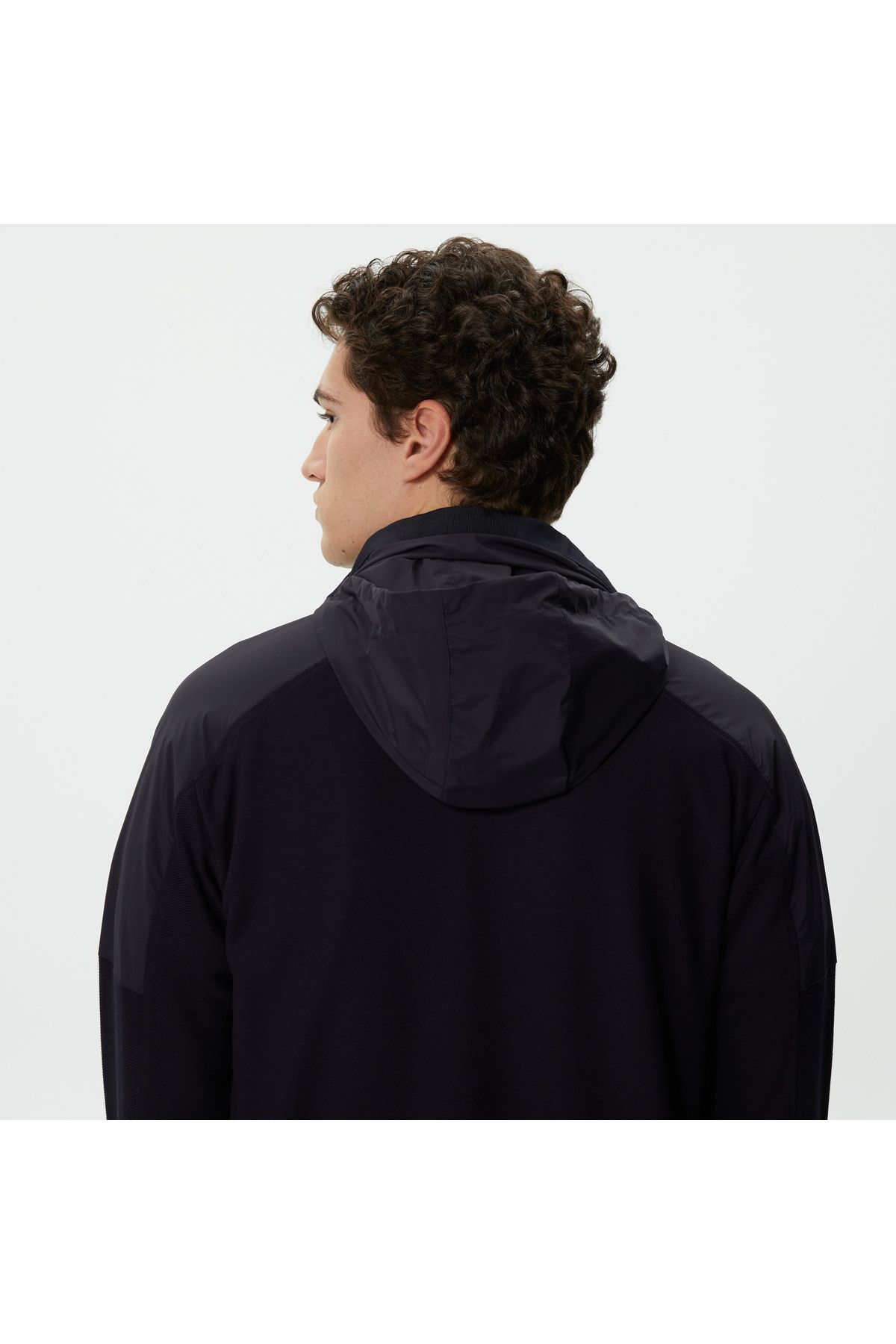 سویشرت آبی مردانه روشن و زاویه دار معمولی Lacoste