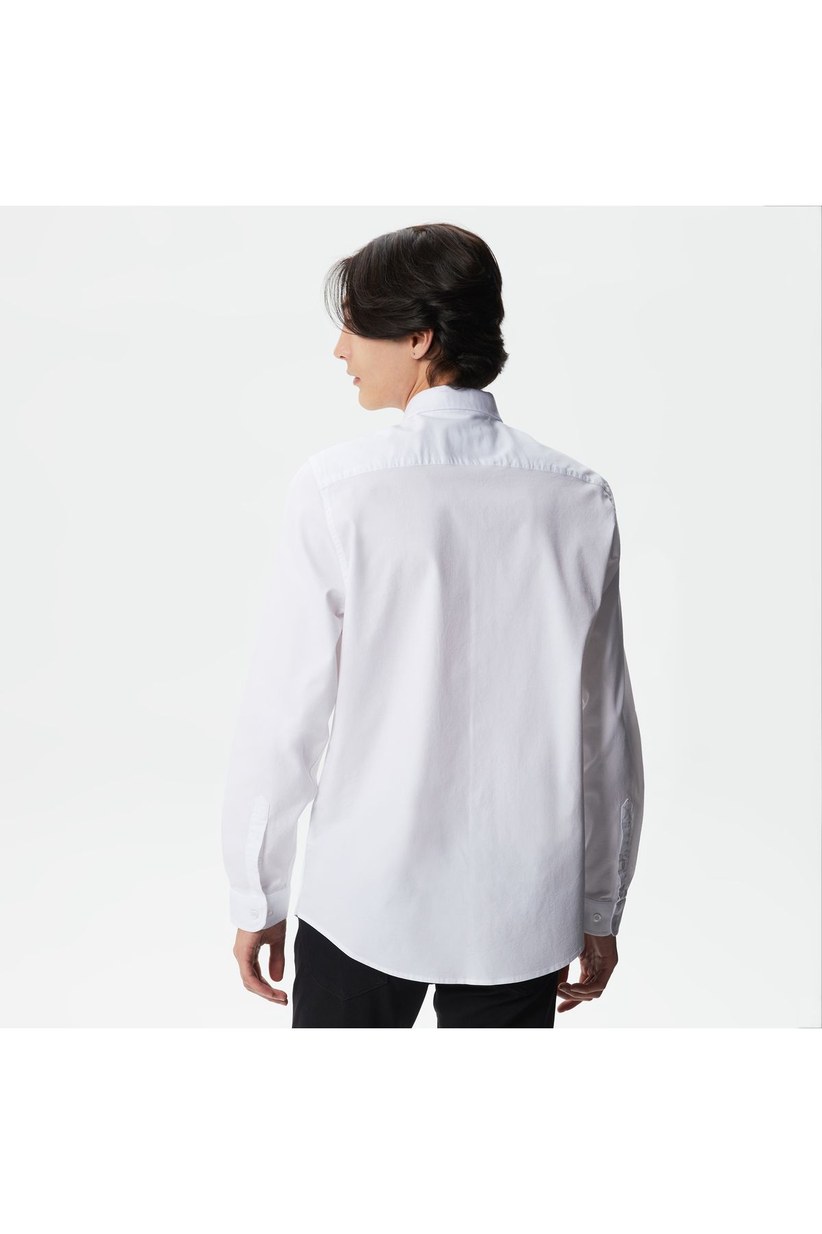 پیراهن / بلوز دکمه دار سفید مردانه باریک اورجینال Lacoste