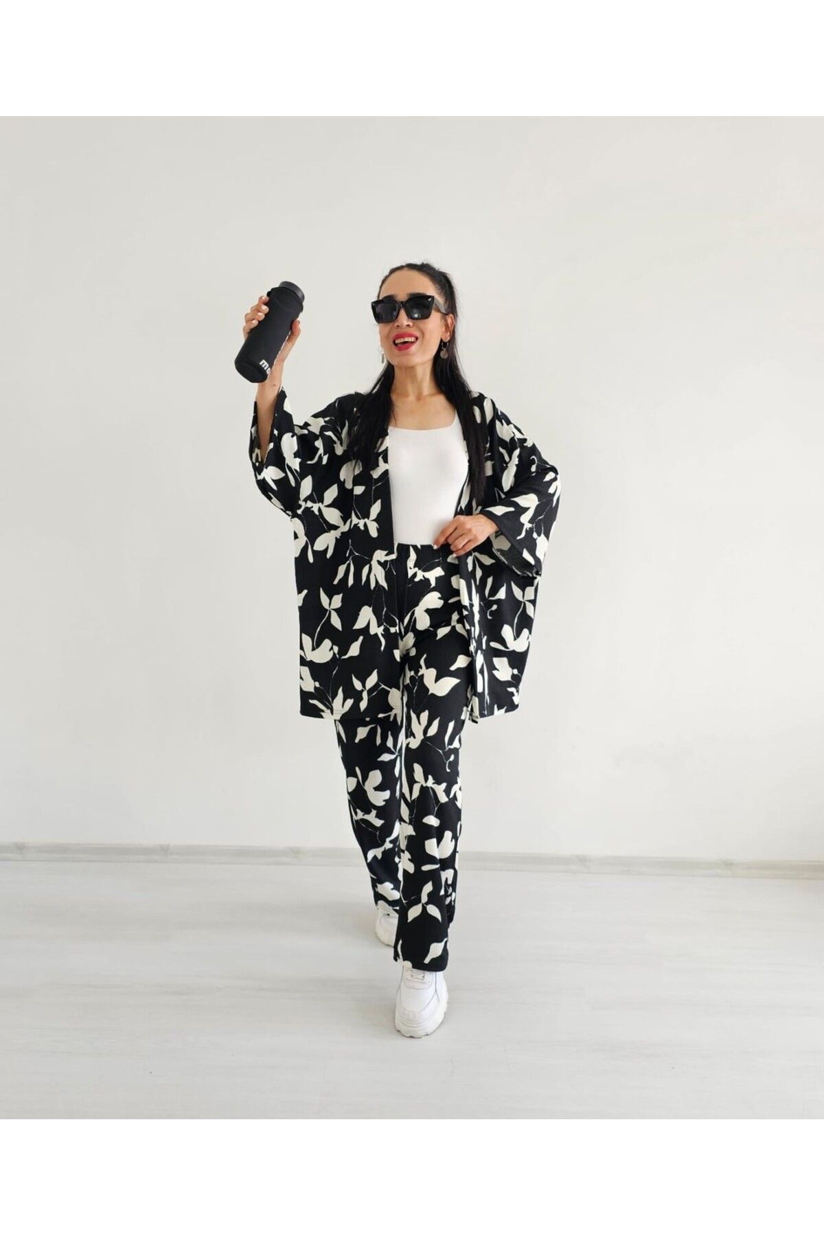 Altı Üstü Butik-Leaf Print Kimono Set 1