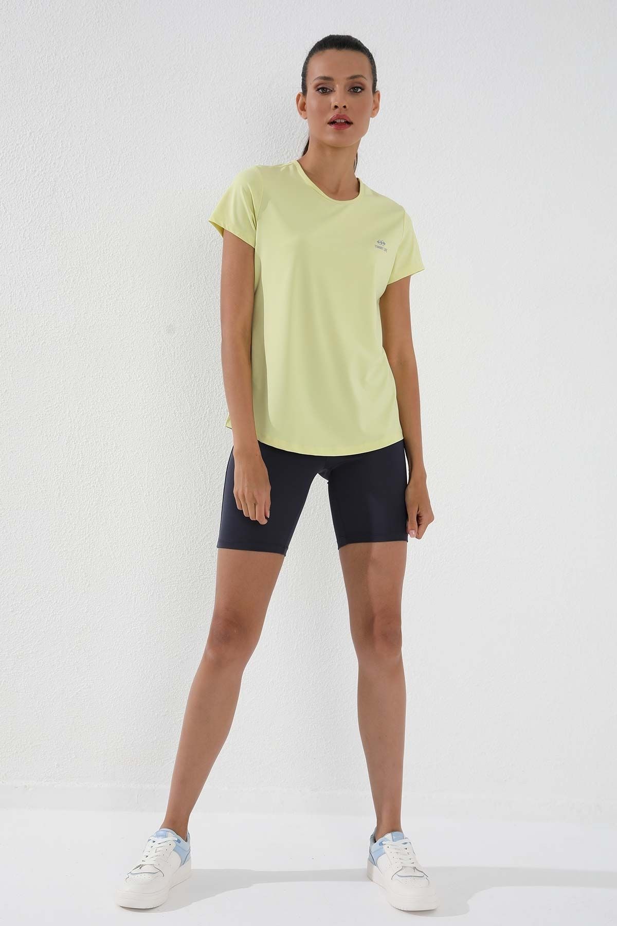 TOMMY LIFE-Dámské tričko Lemon Basic s krátkým rukávem Standardní velikost O Neck - 97144 2