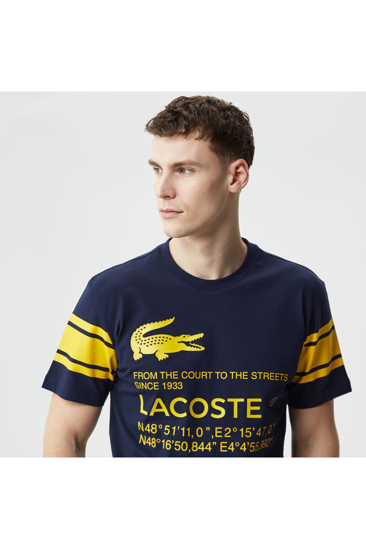 تی شرت آبی مردانه یقه دوچرخه تناسب مناسب طرح دار سرمهای Lacoste