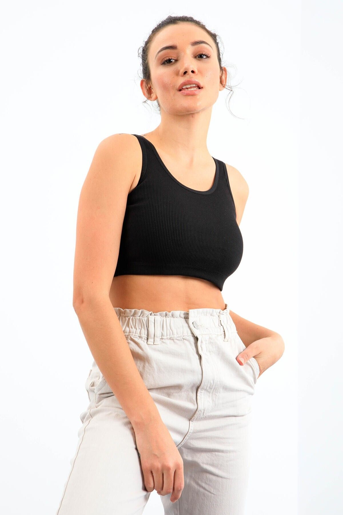 TOMMY LIFE Siyah Basic Sıfır Kol Dar Kalıp U Yaka Kadın Crop Top Atlet - 97160