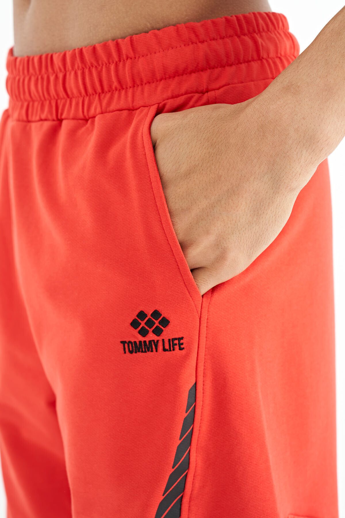 TOMMY LIFE-Fiesta Print Detailed Logo Embroidered Standard Fit Men's Shorts - 81252 4