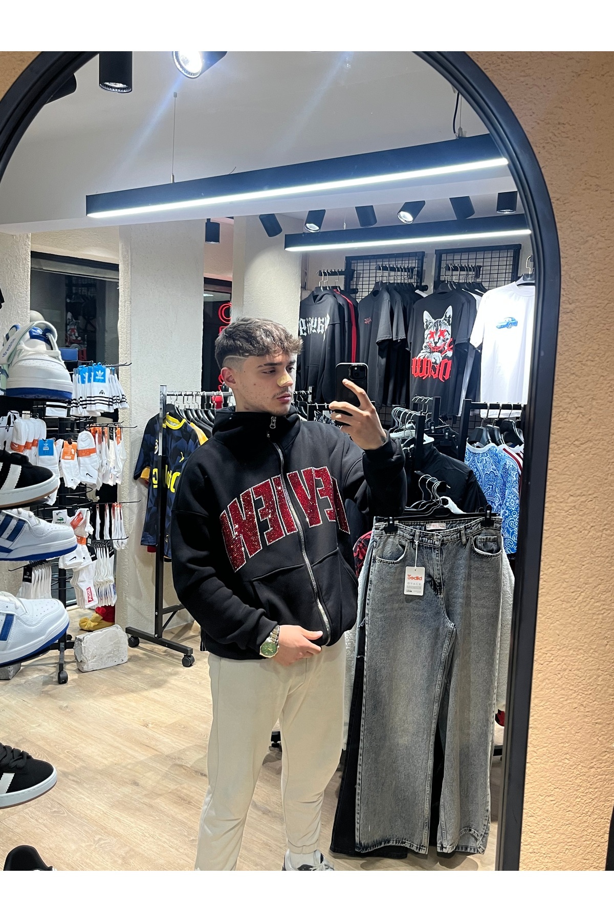 Crystall2m Review Red Zip Hoodie görsel 3