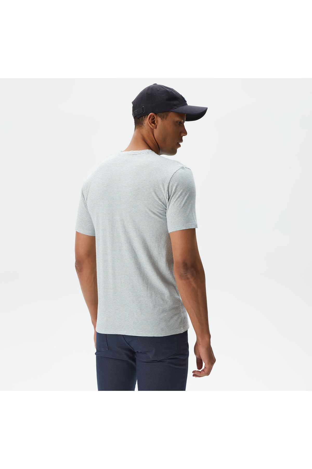 تی شرت سبز مردانه گردنبند مناسب Lacoste