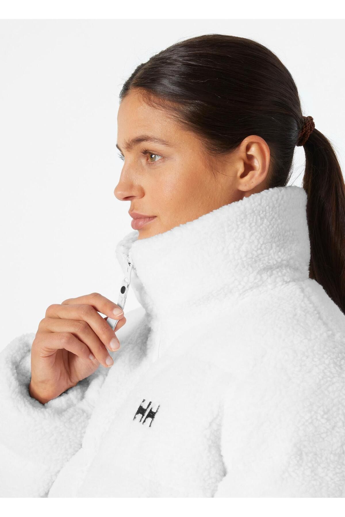 Helly Hansen-W Yu Teddy Pleat damski biały płaszcz 54065-823 5