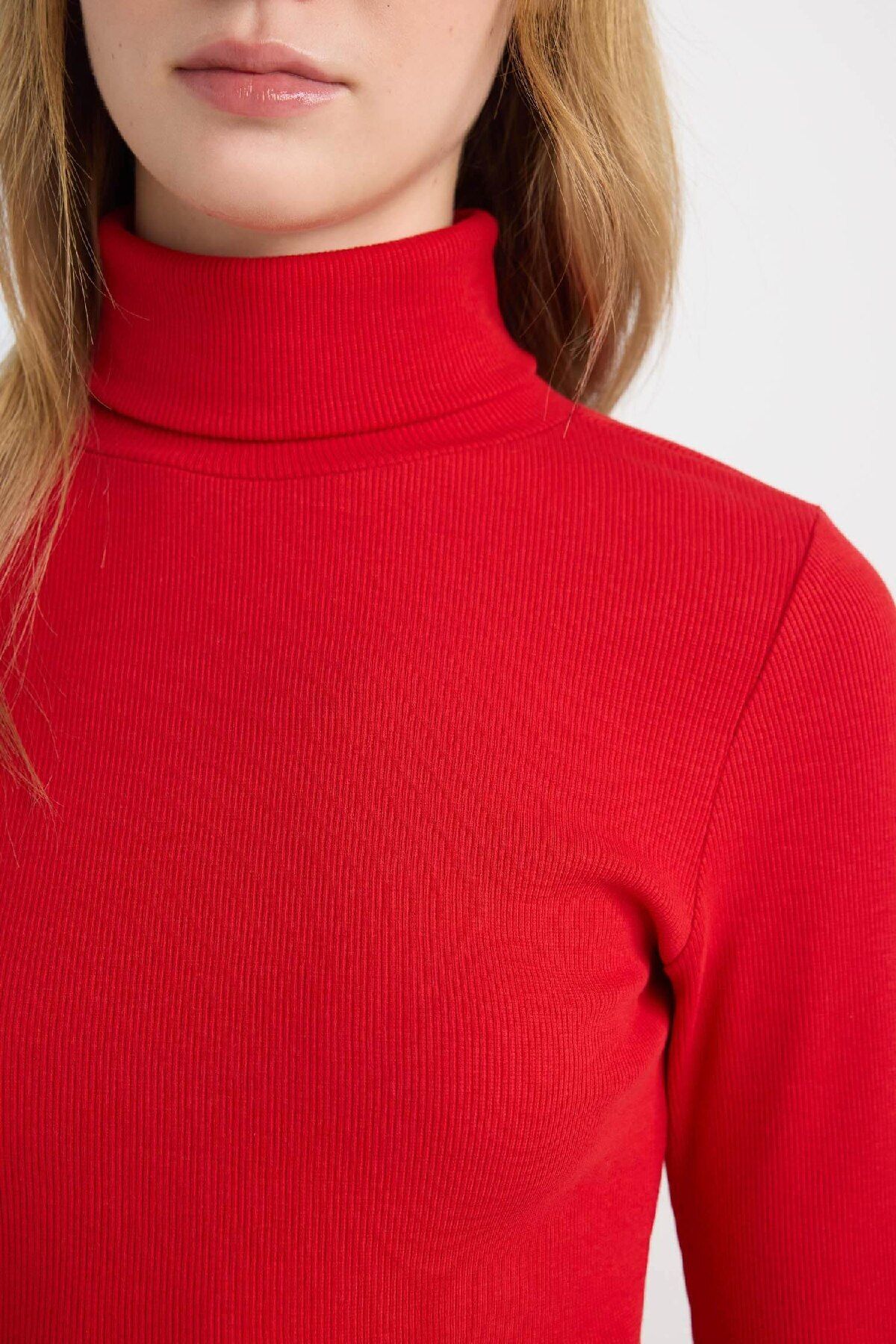 DeFacto-Rollkragen-T-Shirt aus geripptem Rot – lange Ärmel, B6783ax24au 5
