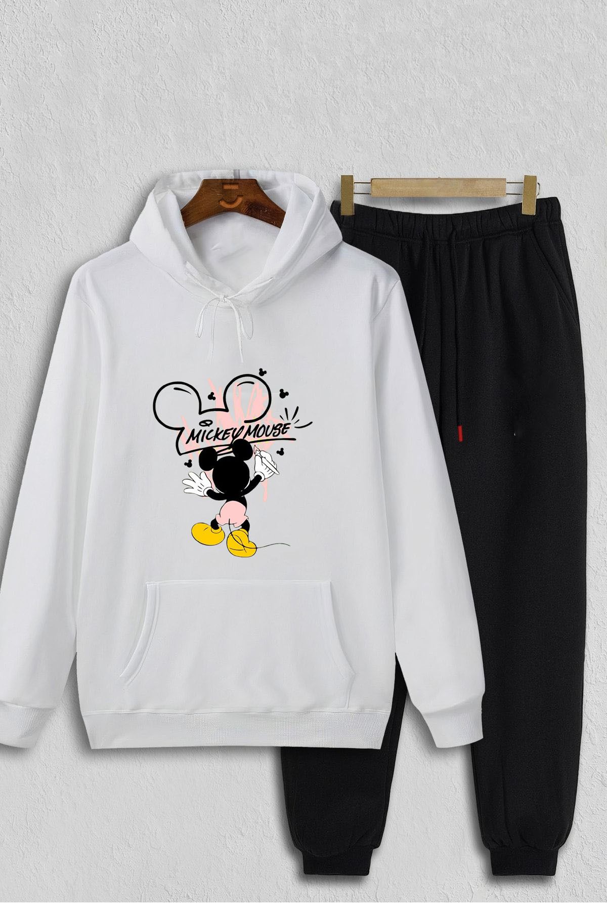 mickey mouse fare ön baskılı beyaz kapşonlu sweatshirt ve siyah eşofman oversize