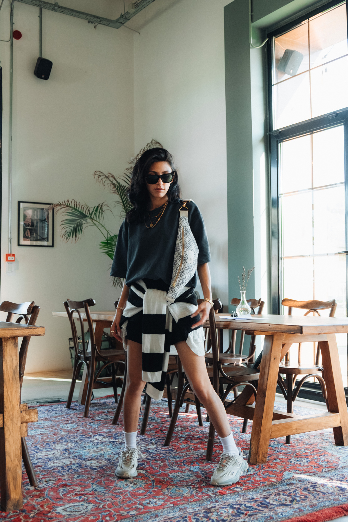 WOLF & ROCK Wolf&Rock Gold Detaylı Gri Ekose Şanel Kumaş Bel ve Omuz Çantası görsel 3