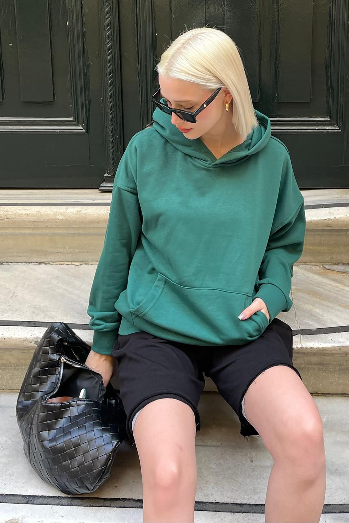 Madmext-Dark Green Hooded Oversize Pocket Sweatshirt Mg2207 1