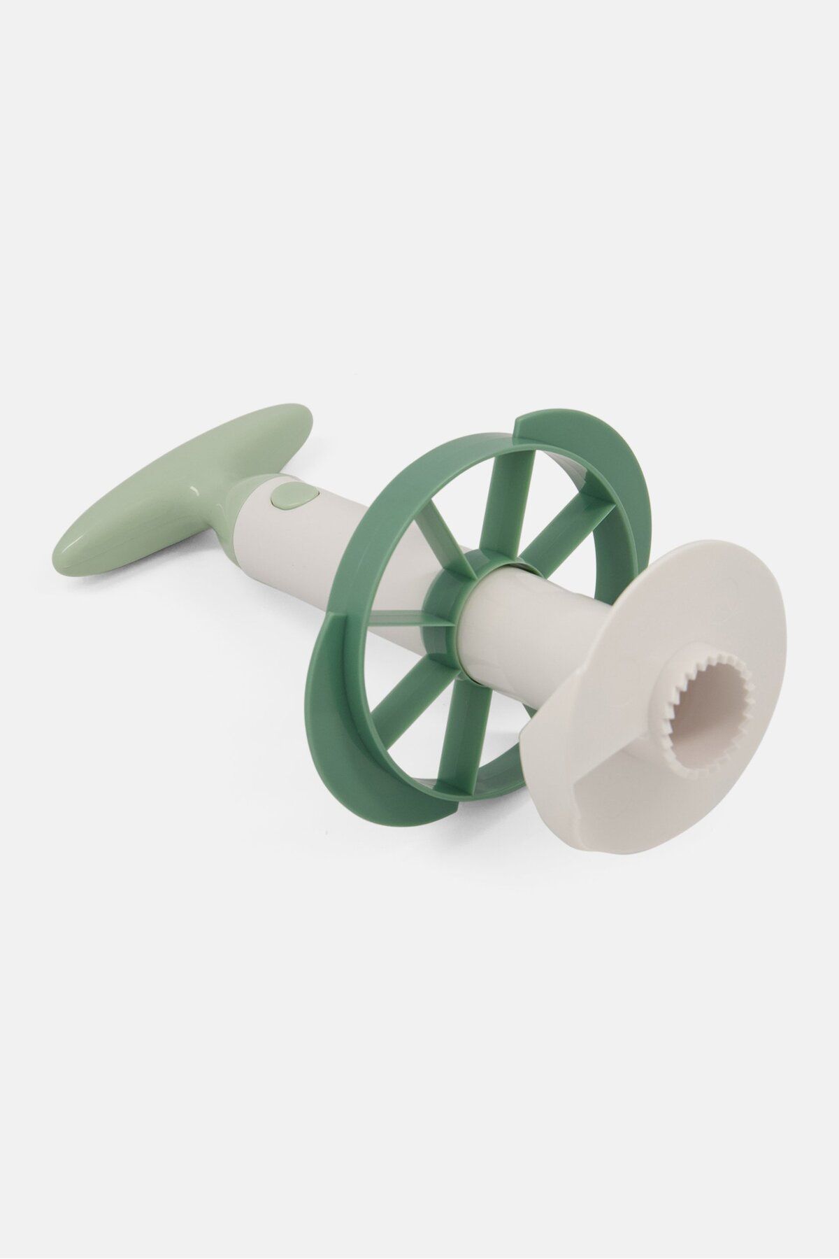 Cook With Color-Pineapple Slicer And Wedger Green 2
