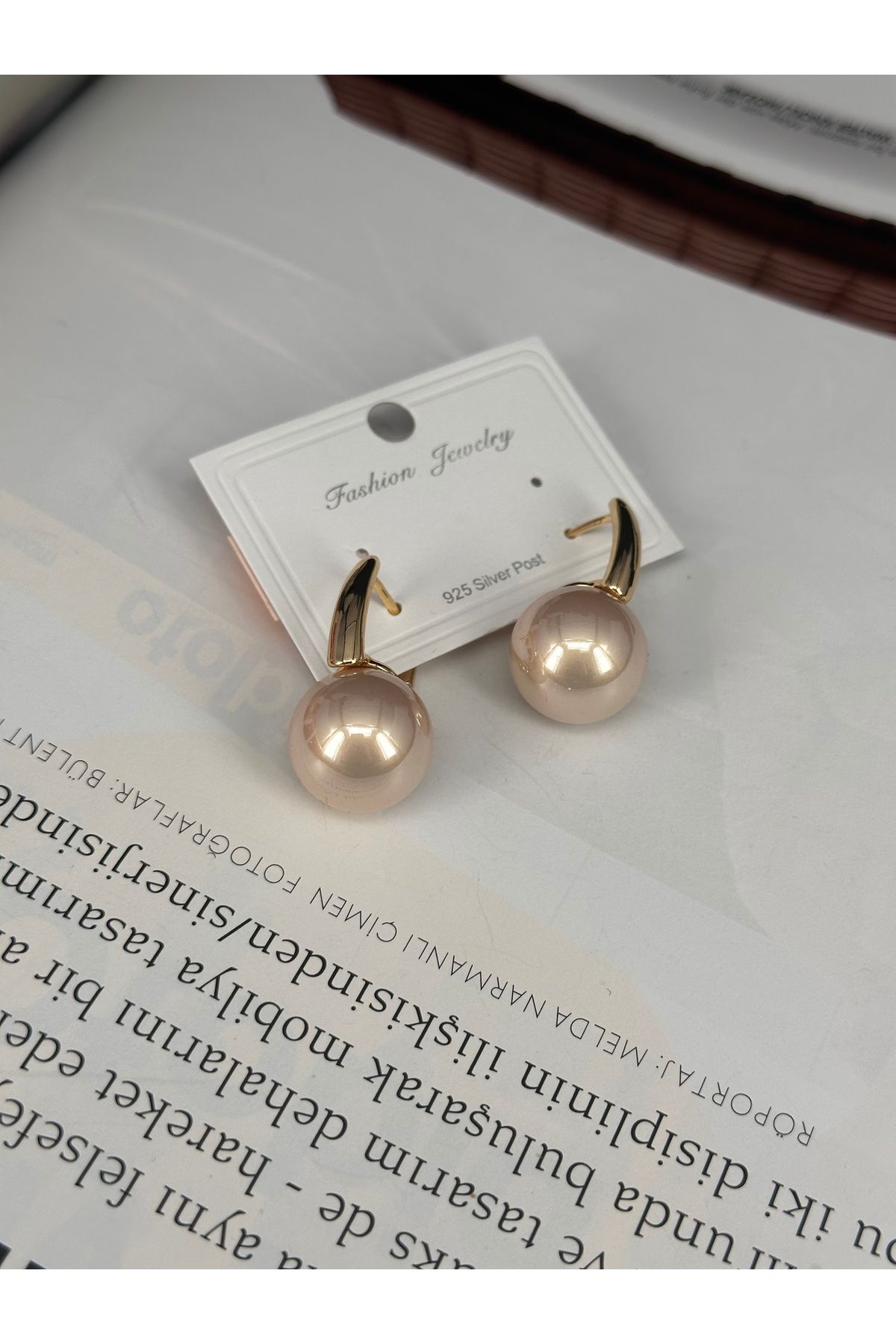 Missha Accessories-Earrings - Pink - Pearl 2