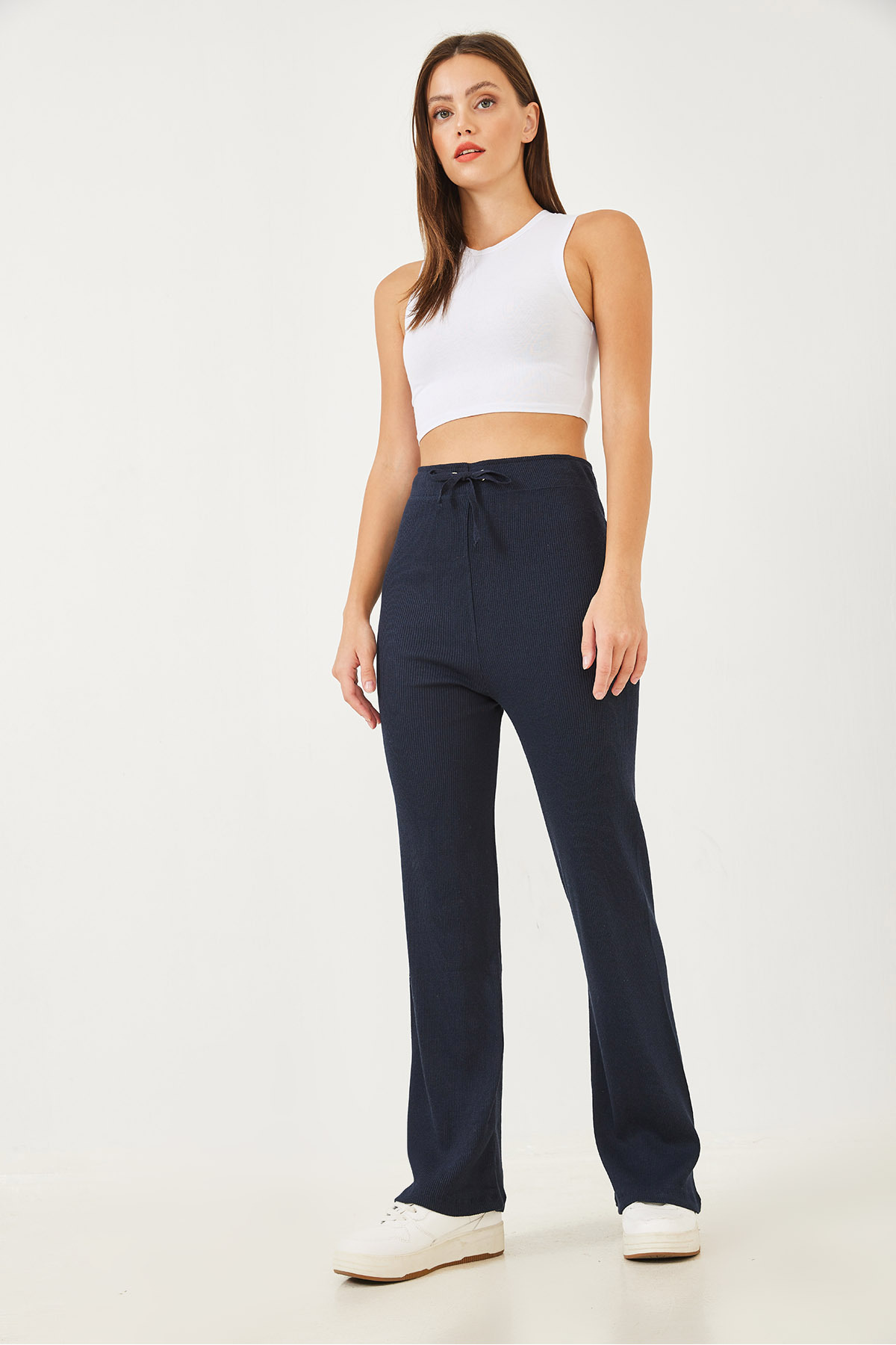 Bianco Lucci-Gerippte Damenhose mit weitem Bein und Bindegürtel 60251888 3