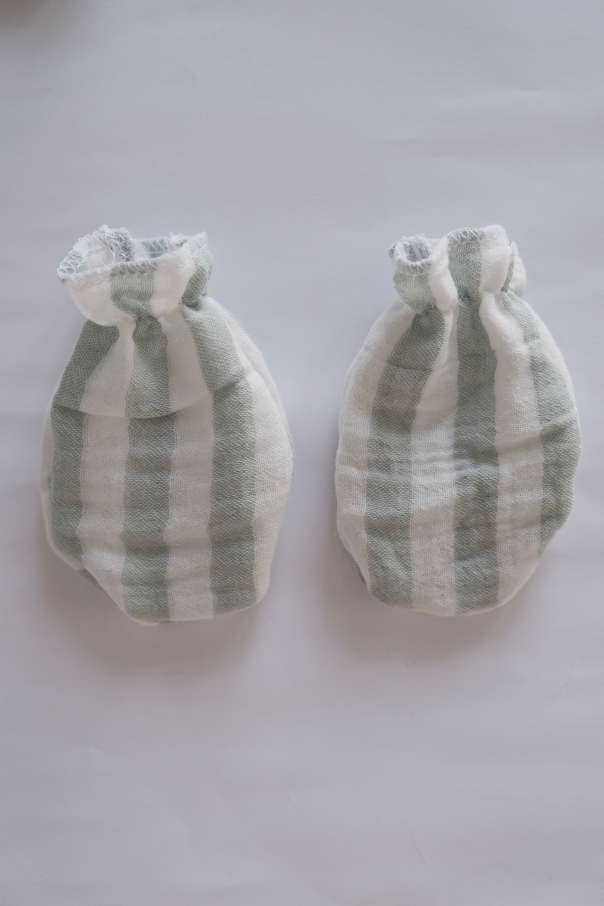 runbaby Pamuklu Çift Kat Müslin Kumaş 3 Çift Bebek Eldiven fotoğrafı 2 (önizleme)