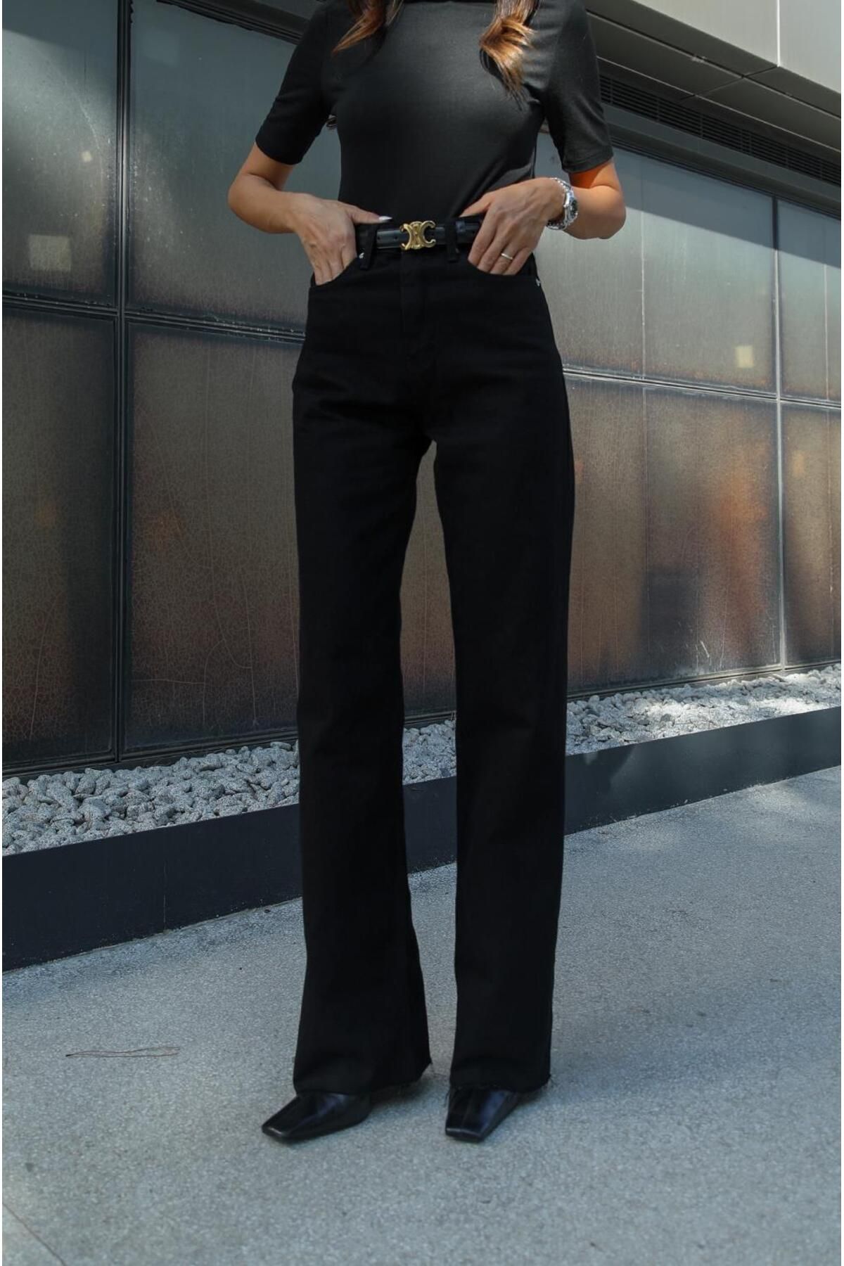 straight jean noir