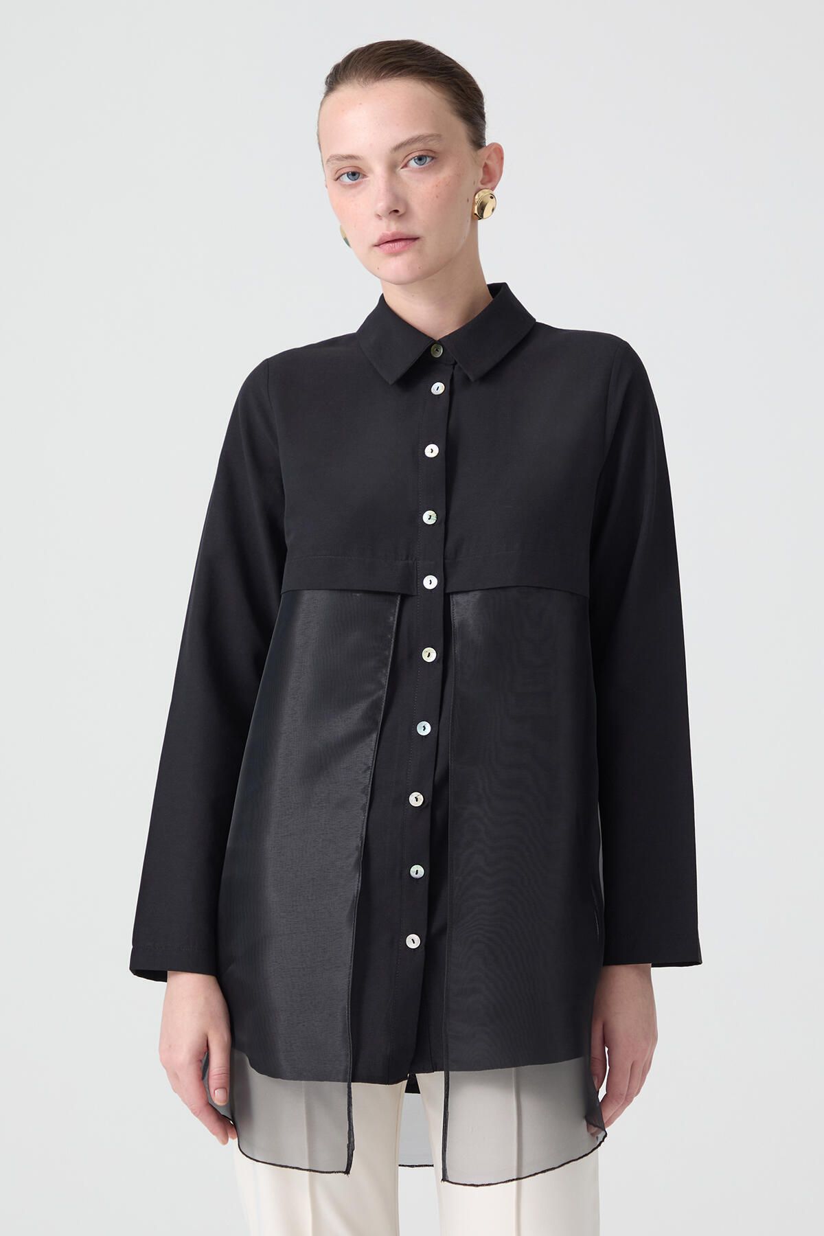 Touché Privé-Organze Detailed Shirt 1