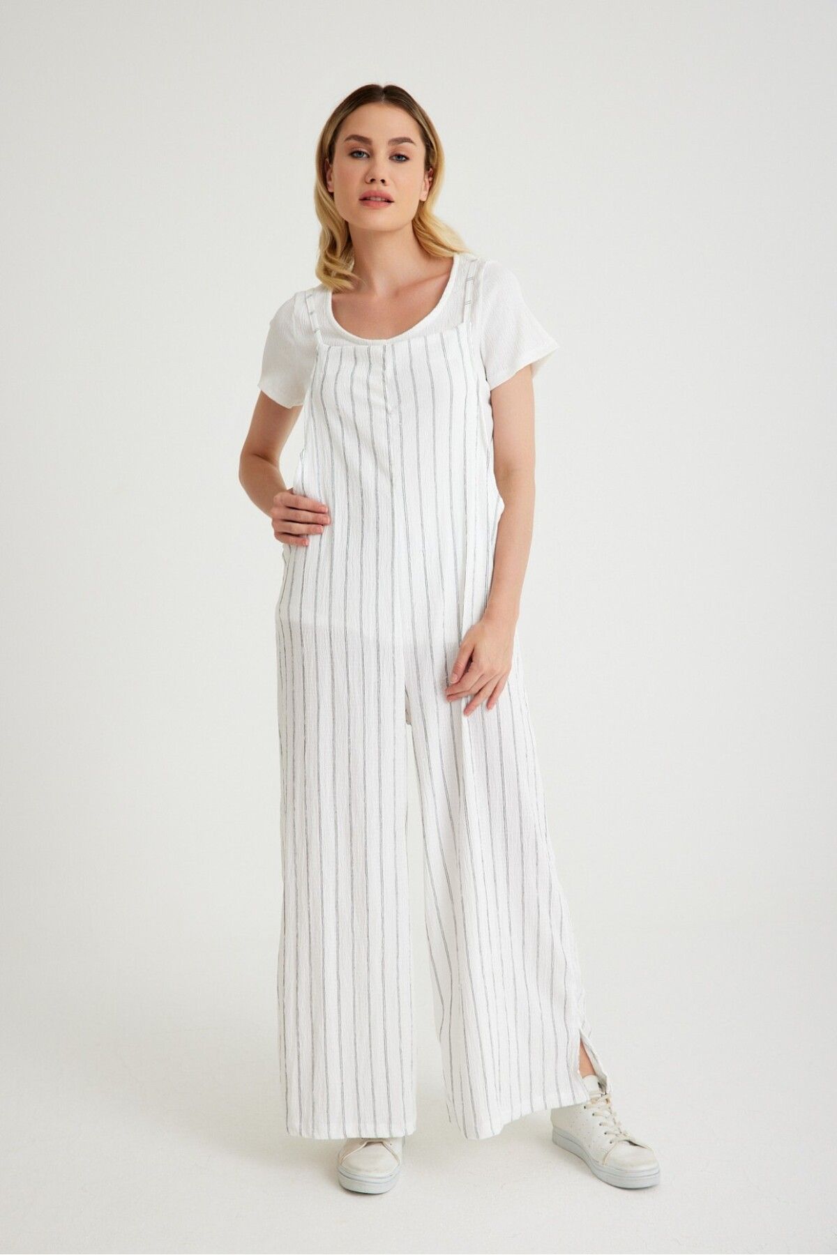 1tarz-Toridas 5104 Striped Loose Cut Summer Strap Women's Jumpsuit 1