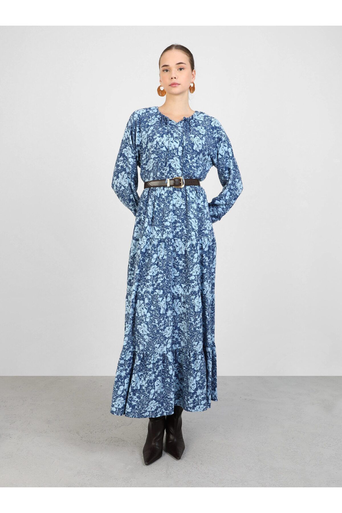 Refka-Dark Indigo Floral Patterned Viscose Hijab Dress - Refka 1