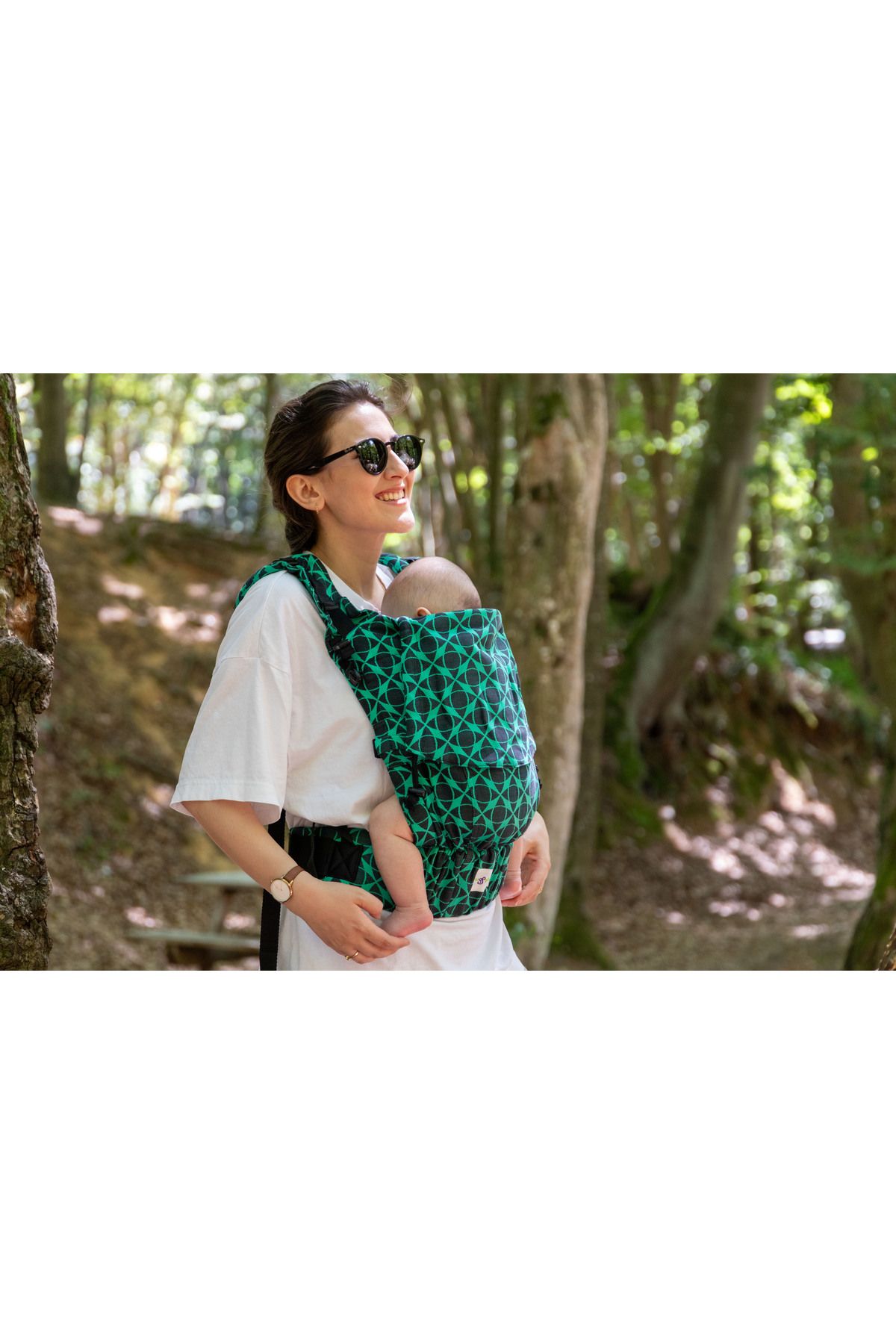 Huggyberry-Nest Baby Carrier - Marble Emerald 1