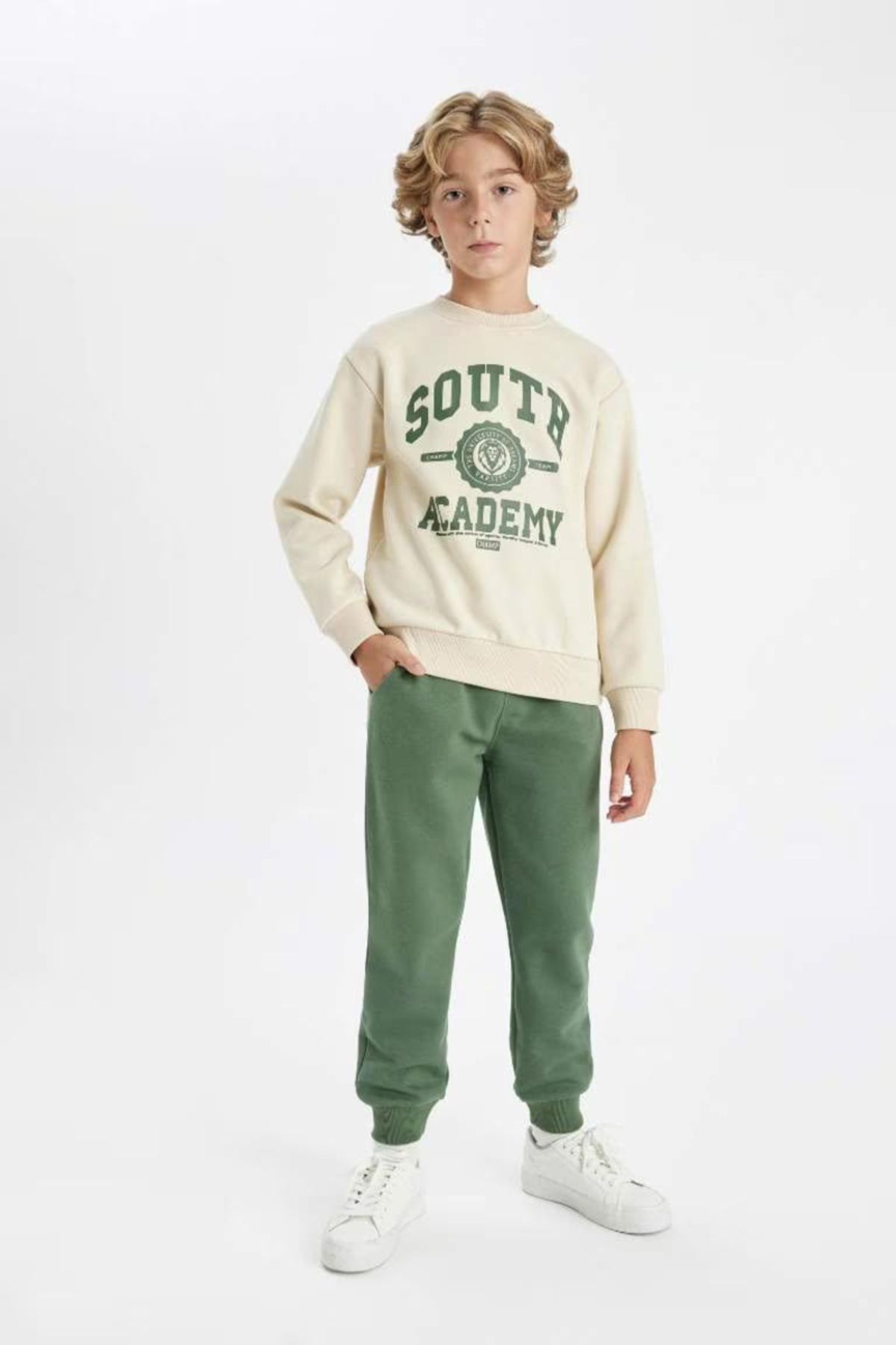 DeFacto-Boy's Sweatshirt and Jogger Tracksuit Set - Crew Neck, Elastic Waist, Printed 3145903 1