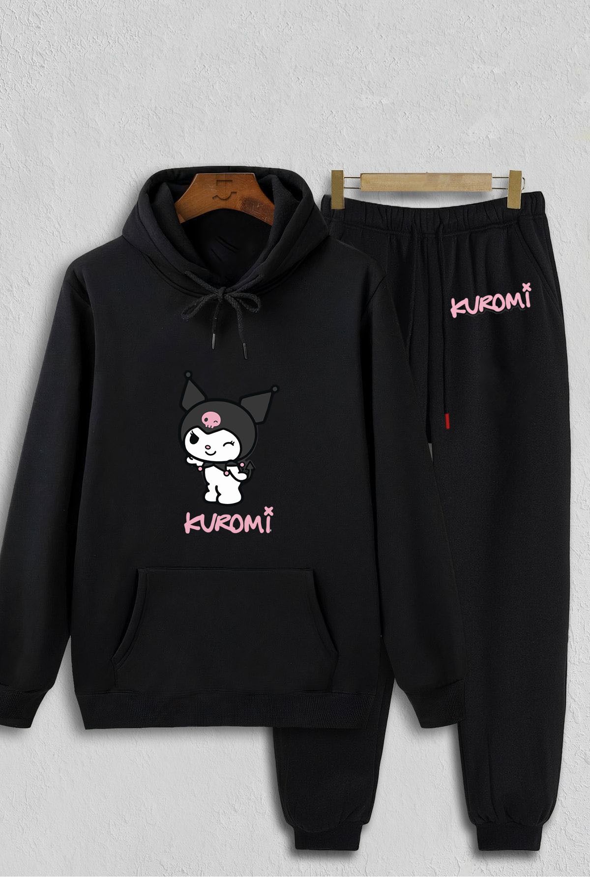 kuromi ön üst alt baskılı siyah kapşonlu sweatshirt ve siyah eşofman altı oversize