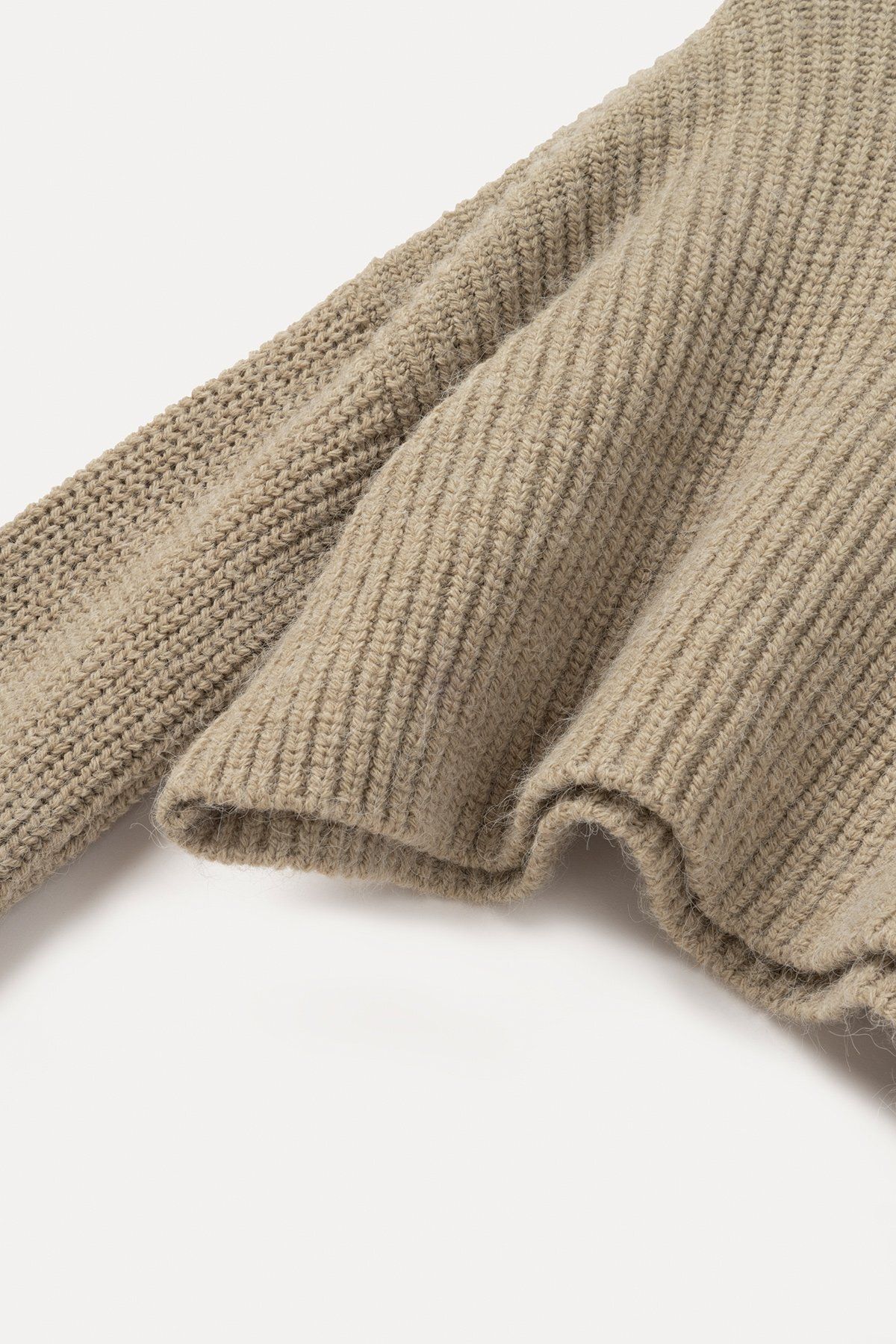 VATKALI-Mink Turtleneck Crop Sweater 2