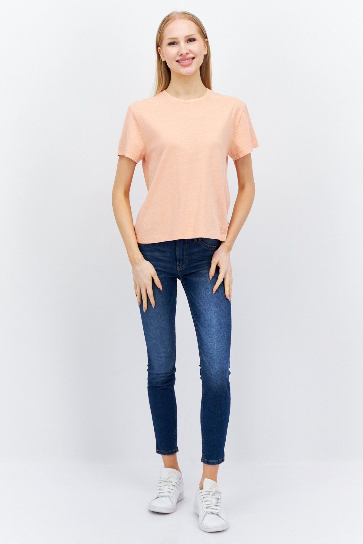 Levi's-Women Crew Neck Short Sleeves Heather T-Shirt, Peach 3