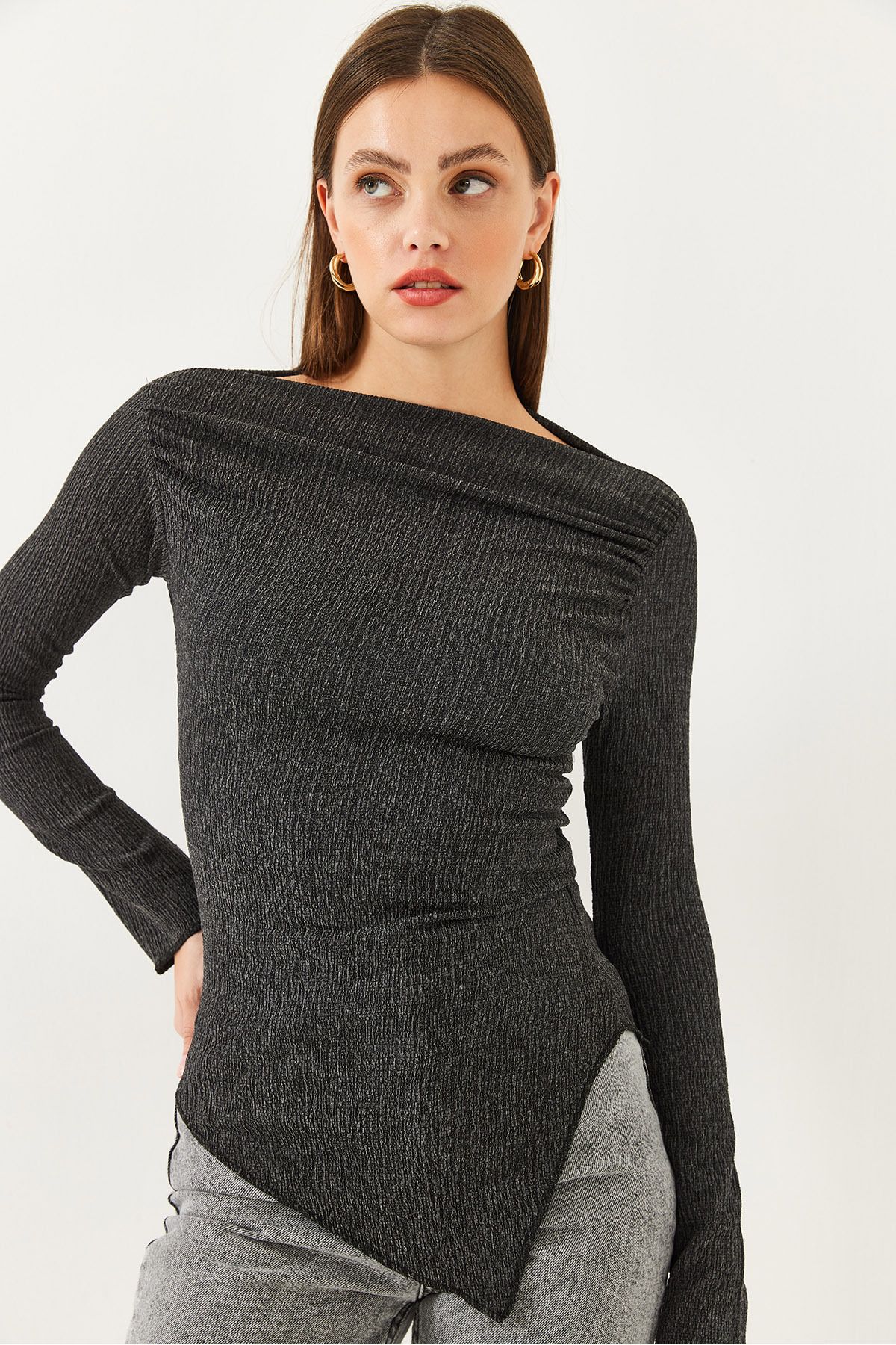 Bianco Lucci-Damenbluse mit drapiertem U-Boot-Ausschnitt, asymmetrisch, gestrickt 60251899 7