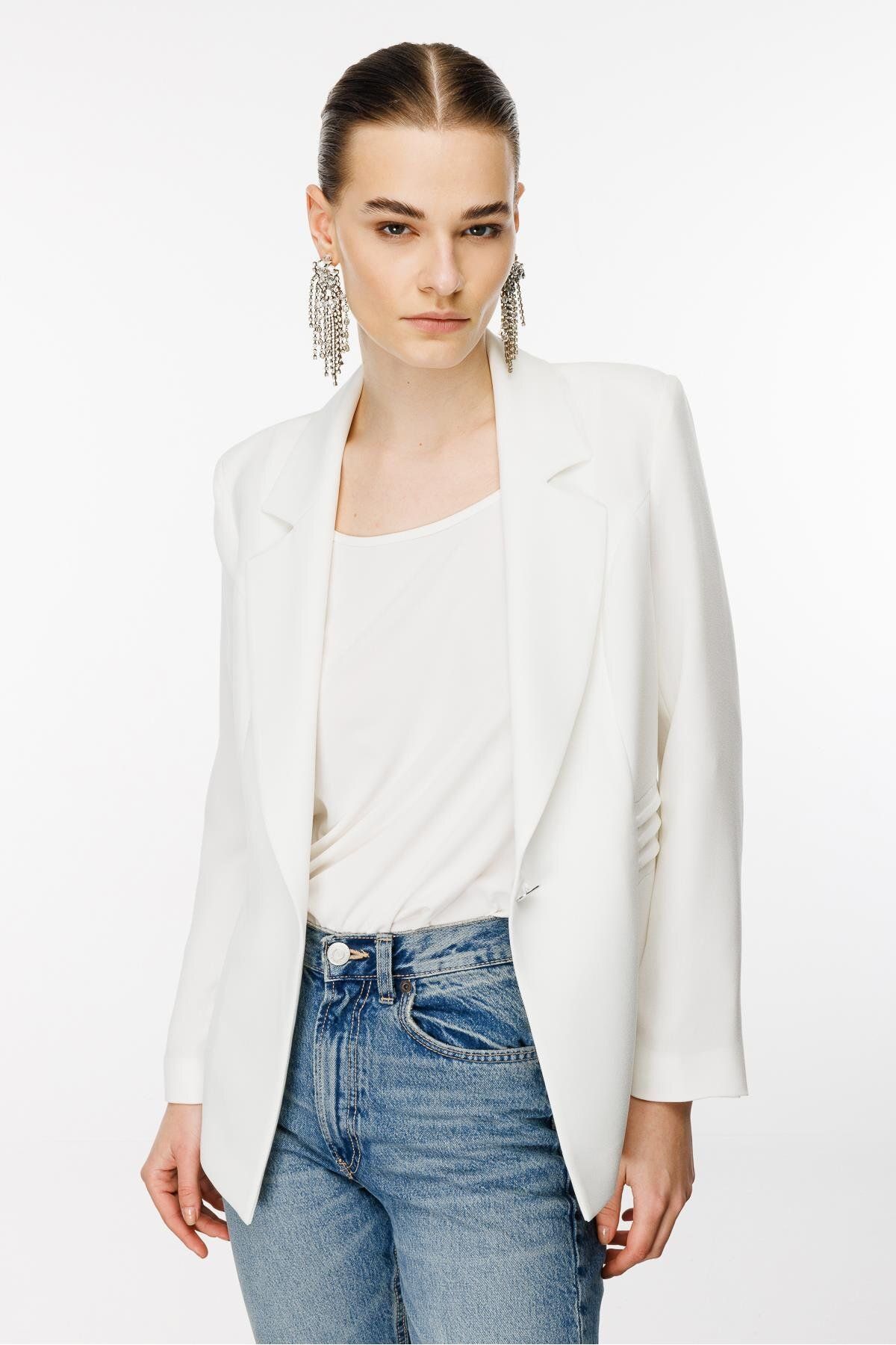 Moda İlgi-Ecru Cup Ribbed Detailed Half Lined Single Button Jacket 7