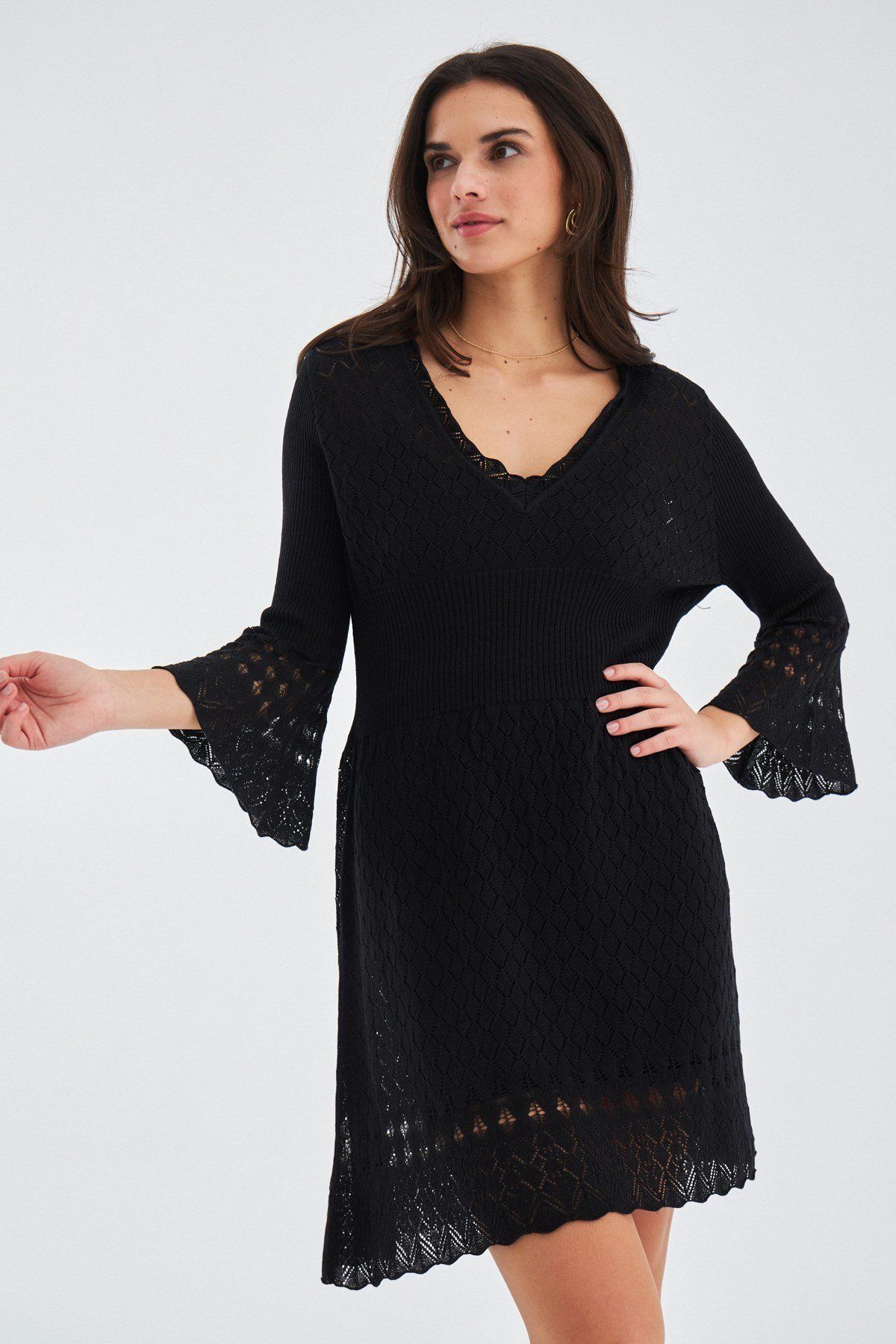 Peraluna-Yoho Dress Openwork V-Neck Knee-Length Summer Women's Knitwear Dress - Black 4