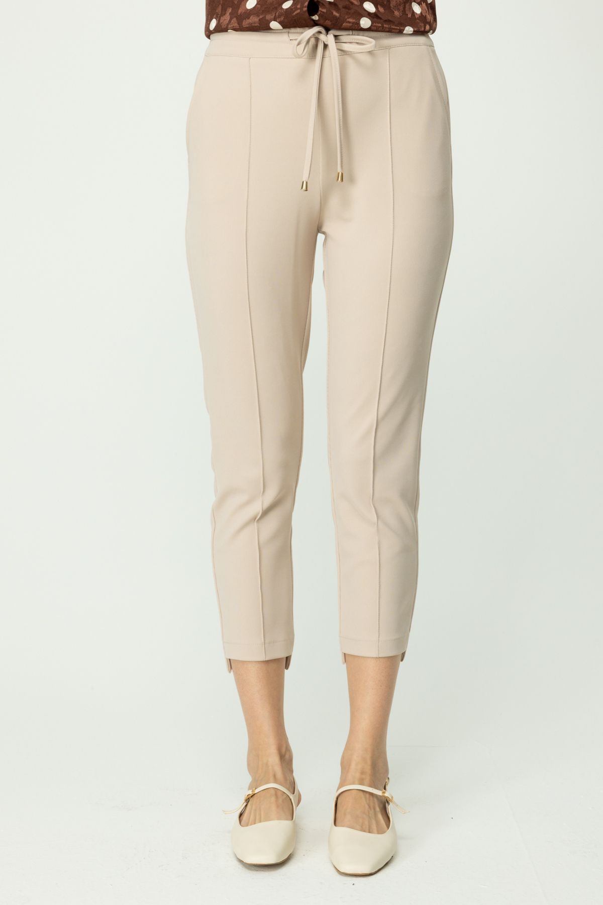 ON-Lace-Up Trousers with Turned Front and Elastic Waist 3