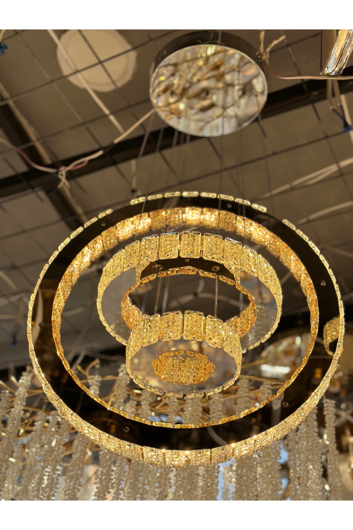 Led-2024 نموذج 3 طبقات كريستال فاخر LED الثريا 3 خيارات الضوء 2