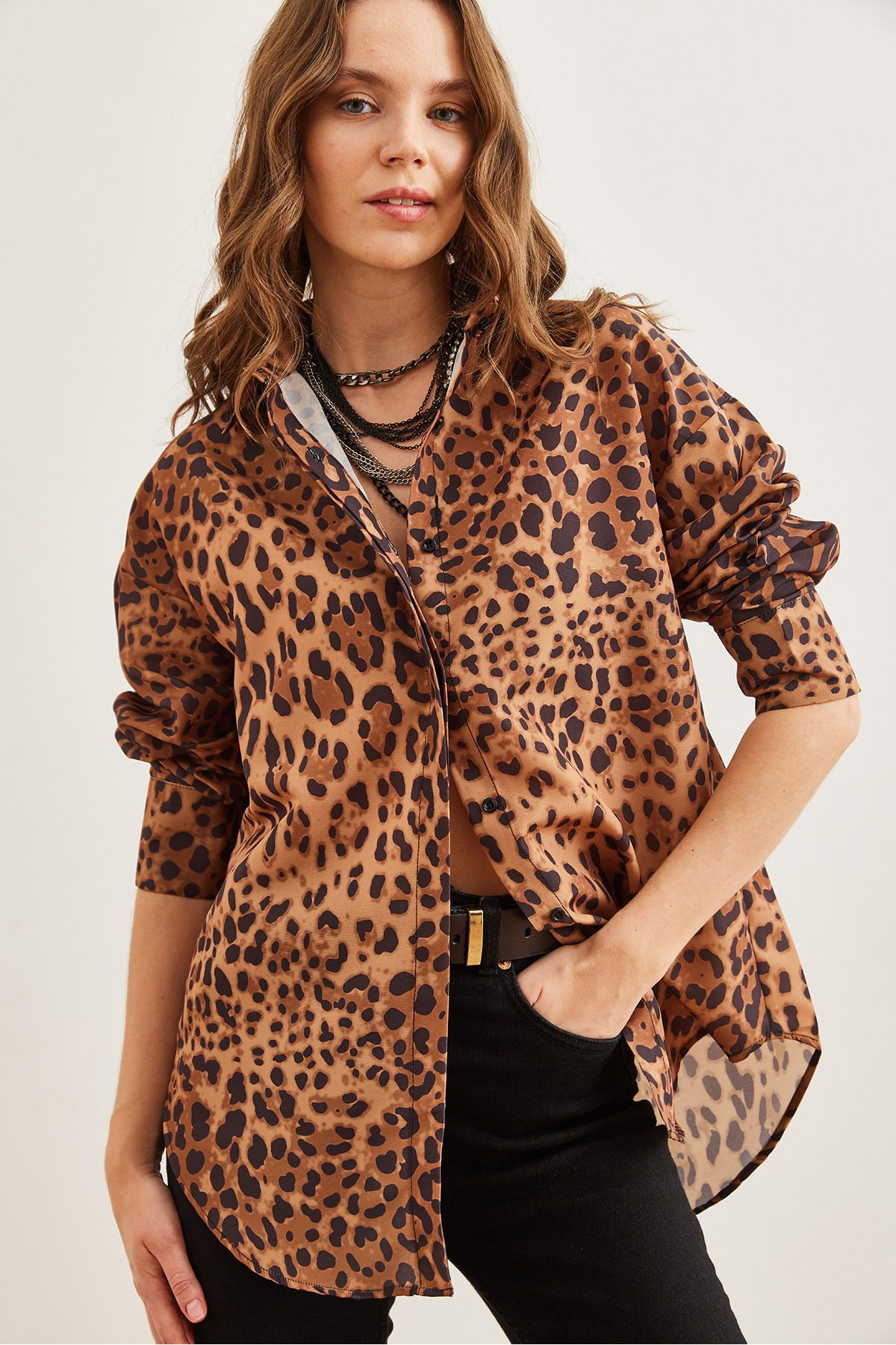 Olalook-Női Camel Leopard Hidden Placket Poplin ing GML- 19000867 3