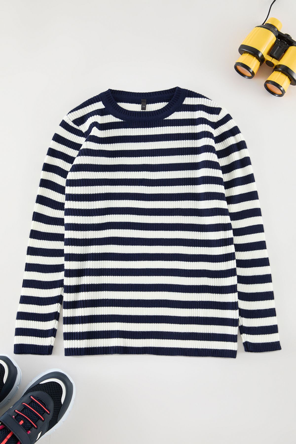TRENDYOLKIDS-Navy*001 dívčí pruhovaný mini svetr Tkdaw25Kz00007 5