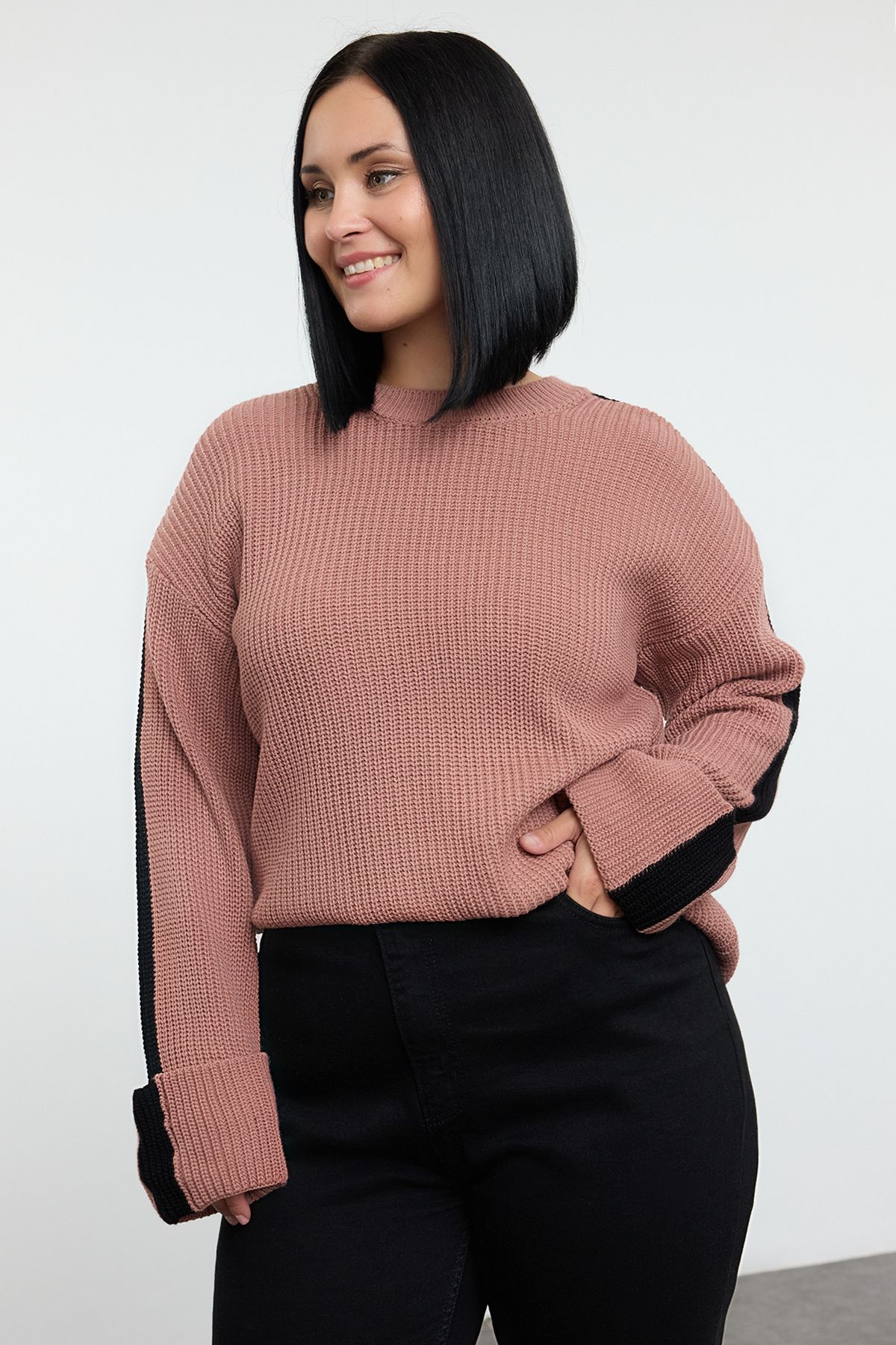 Trendyol Curve-Pulover din tricotaje Dusty Rose - mânecă cu dungi și pliuri TBBAW25AN00052 2