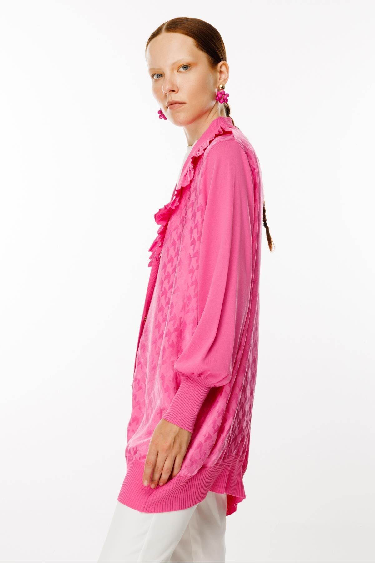 Ghisa-Pink Ruffle Detailed Cardigan 5