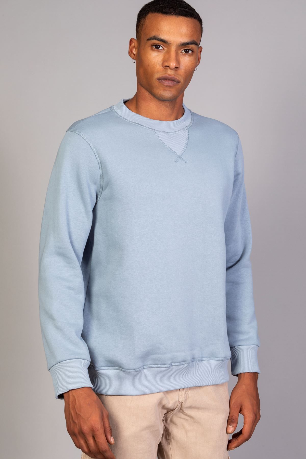 سویشرت آبی مردانه پارچه نرم به طور مرتب و مناسب یقه LTC Jeans