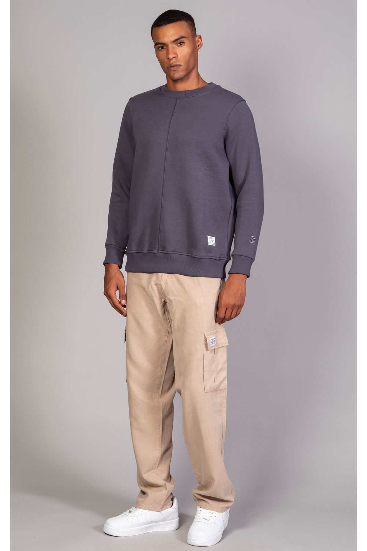 سویشرت سبز مردانه پارچه نرم به طور منظم و مناسب یقه آنتراسیت برش LTC Jeans