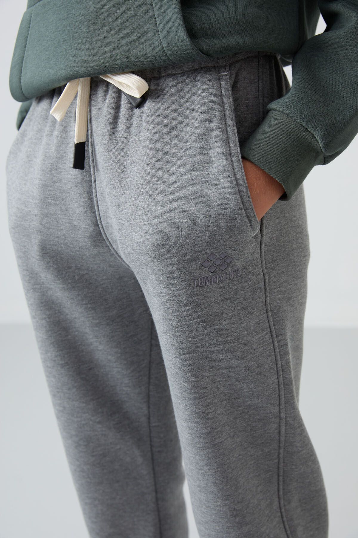 TOMMY LIFE-Boy's Gray Melange Cotton Sweatpants - Thick Feather Inside, Soft Texture - Printed - 11 3