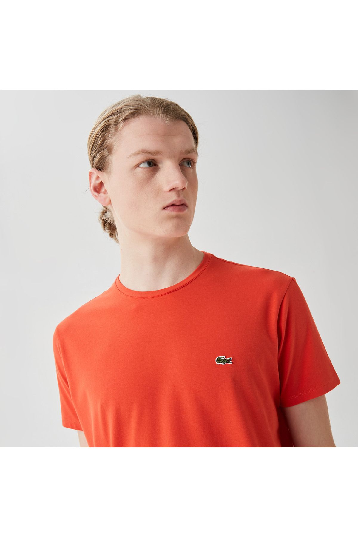تی شرت قرمز مردانه یقه دوچرخه باریک Lacoste