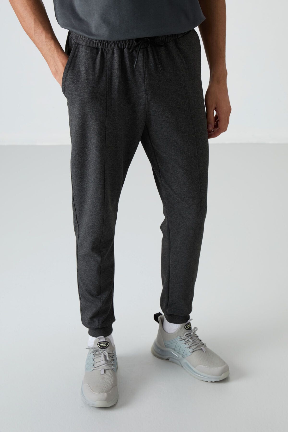 TOMMY LIFE-Anthracite Melange Cotton Soft Textured Comfort Fit Embroidered Men's Jogger - 82123 4